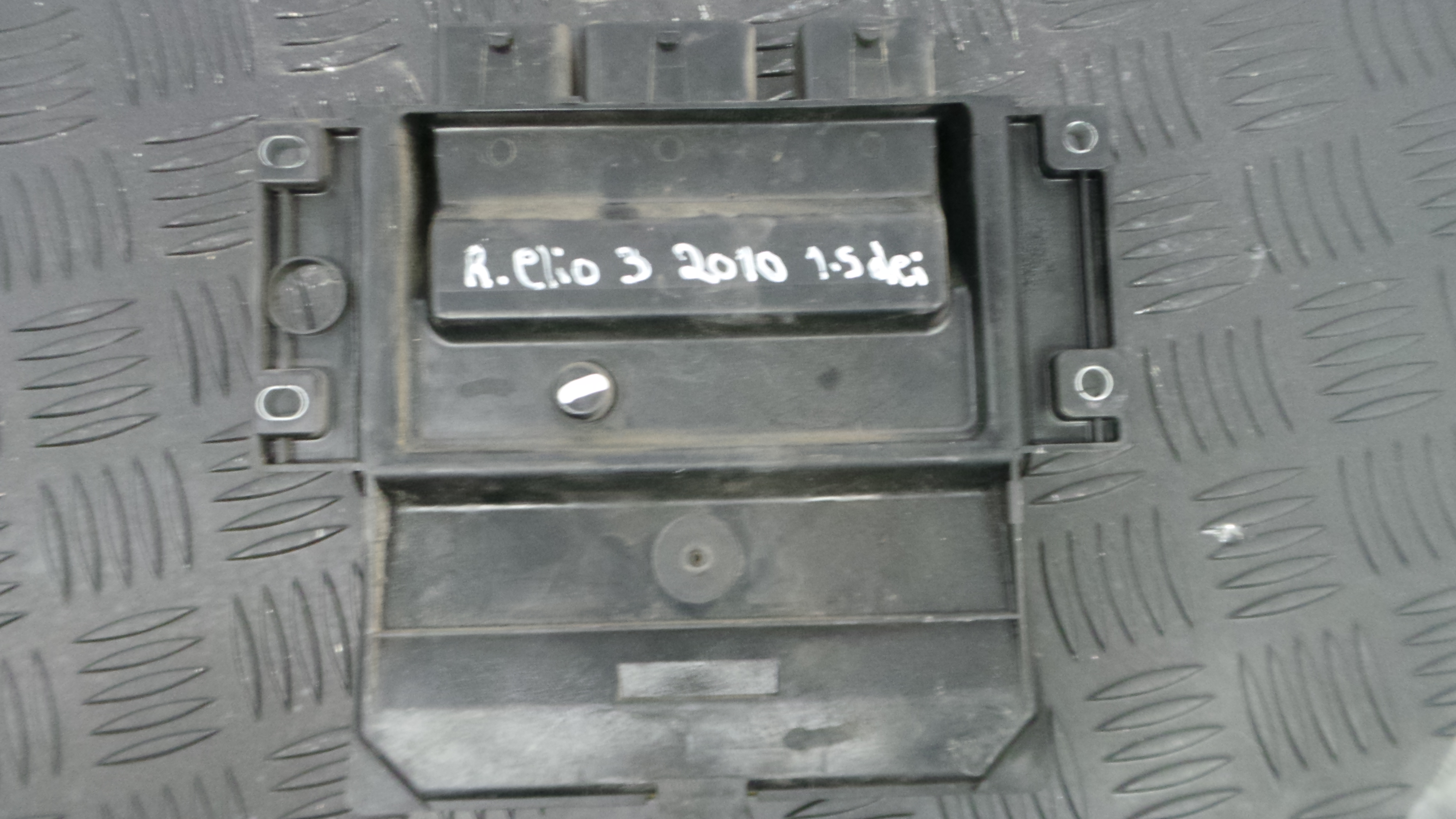 Centralina do Motor 8200911560 - RENAULT CLIO III (BR0/1, CR0/1)-33141373
