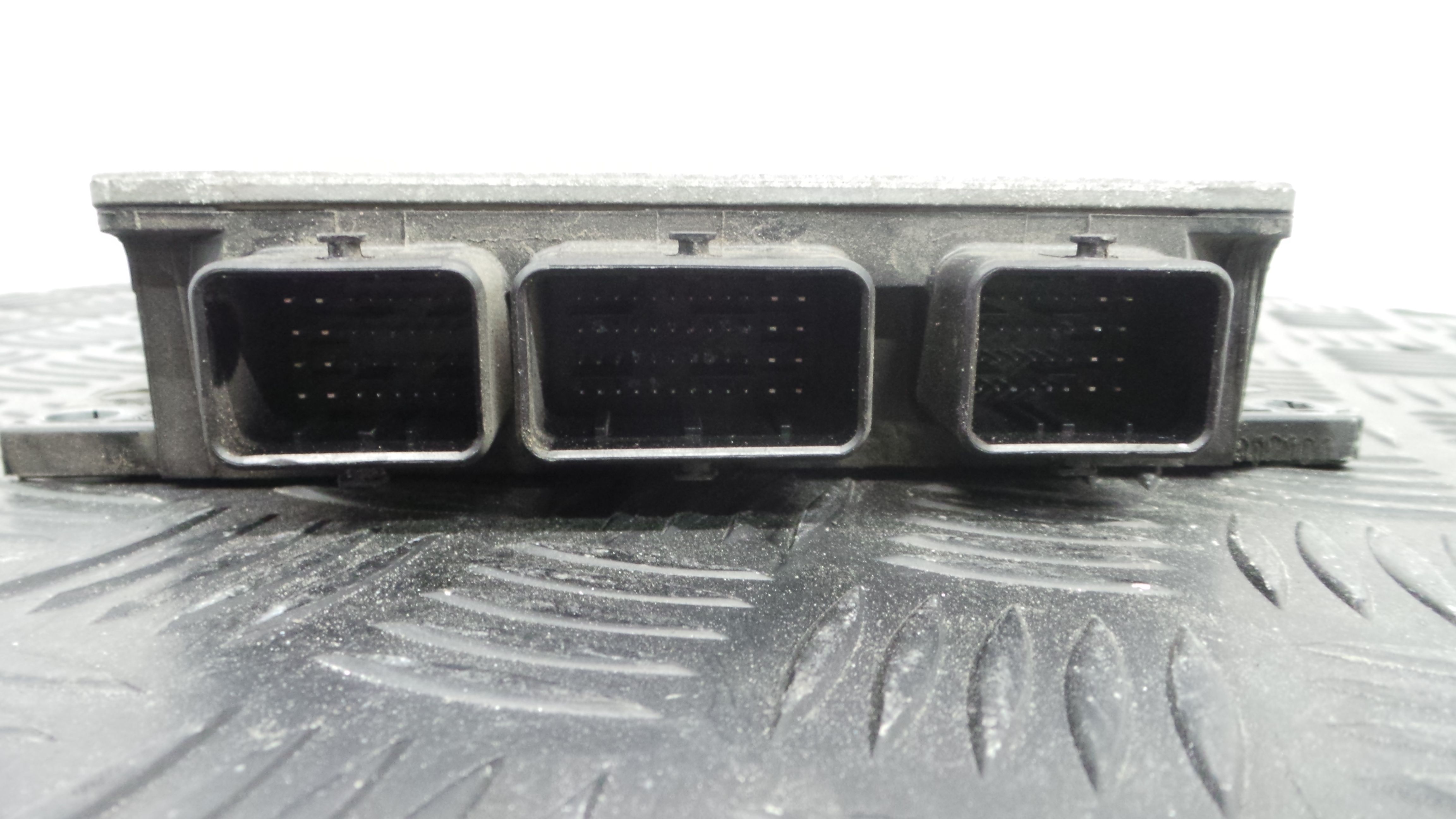 Centralina do Motor 8200911560 - RENAULT CLIO III (BR0/1, CR0/1)-33141373