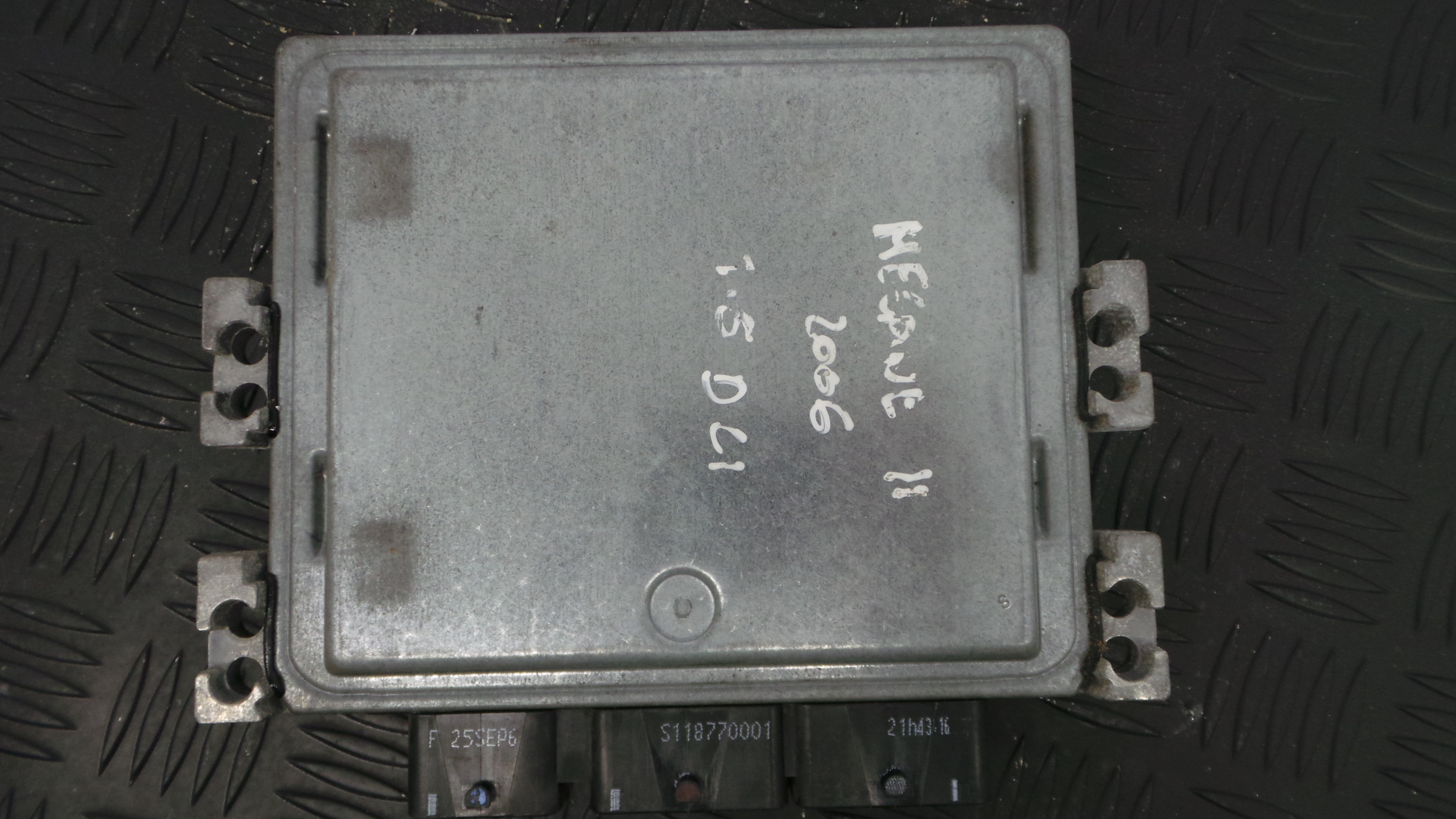 Centralina do Motor 8200565863 - RENAULT MEGANE II (BM0/1_, CM0/1_)-33141795