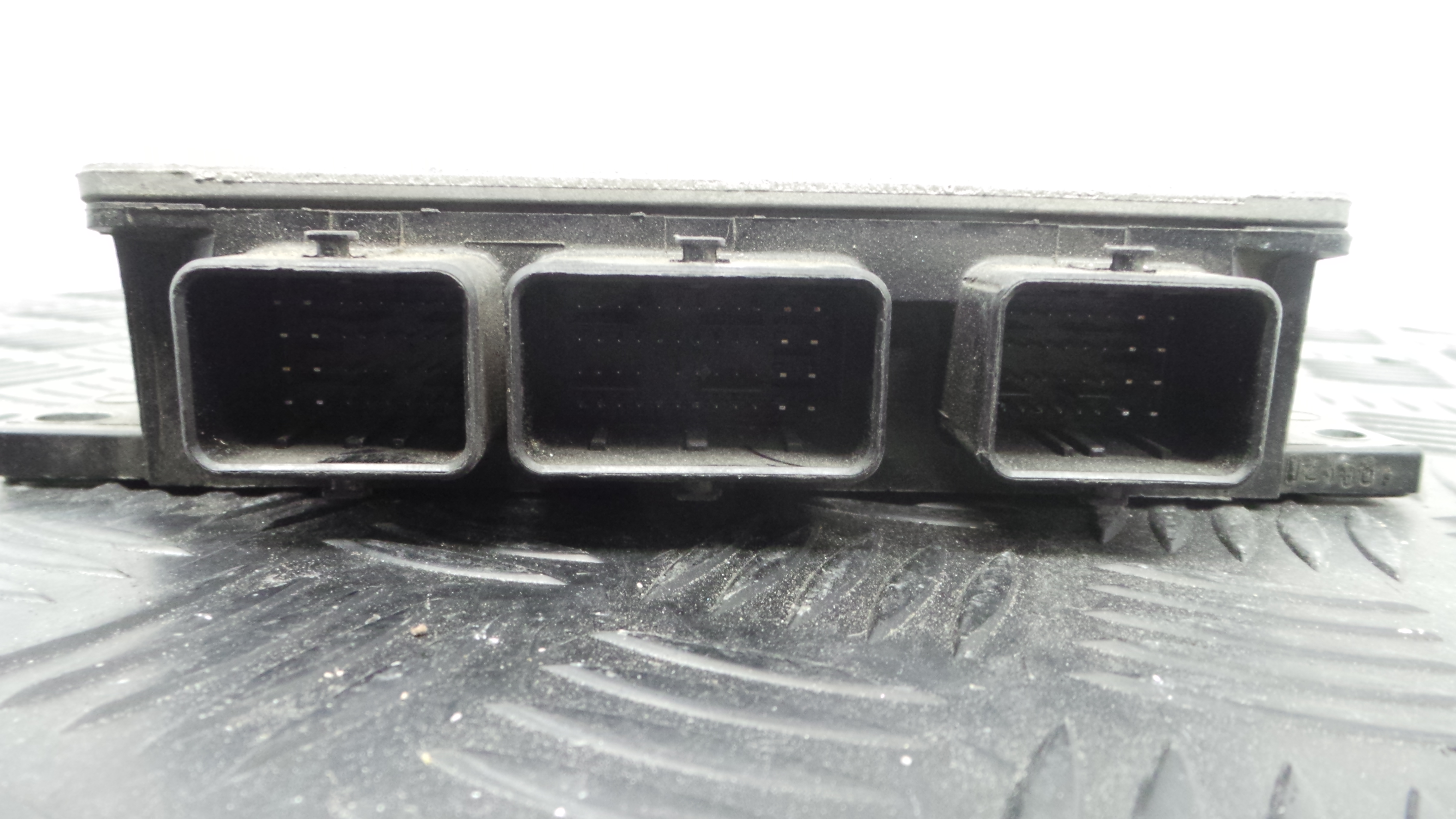 Centralina do Motor 8200911560 - RENAULT CLIO III (BR0/1, CR0/1)-33141858