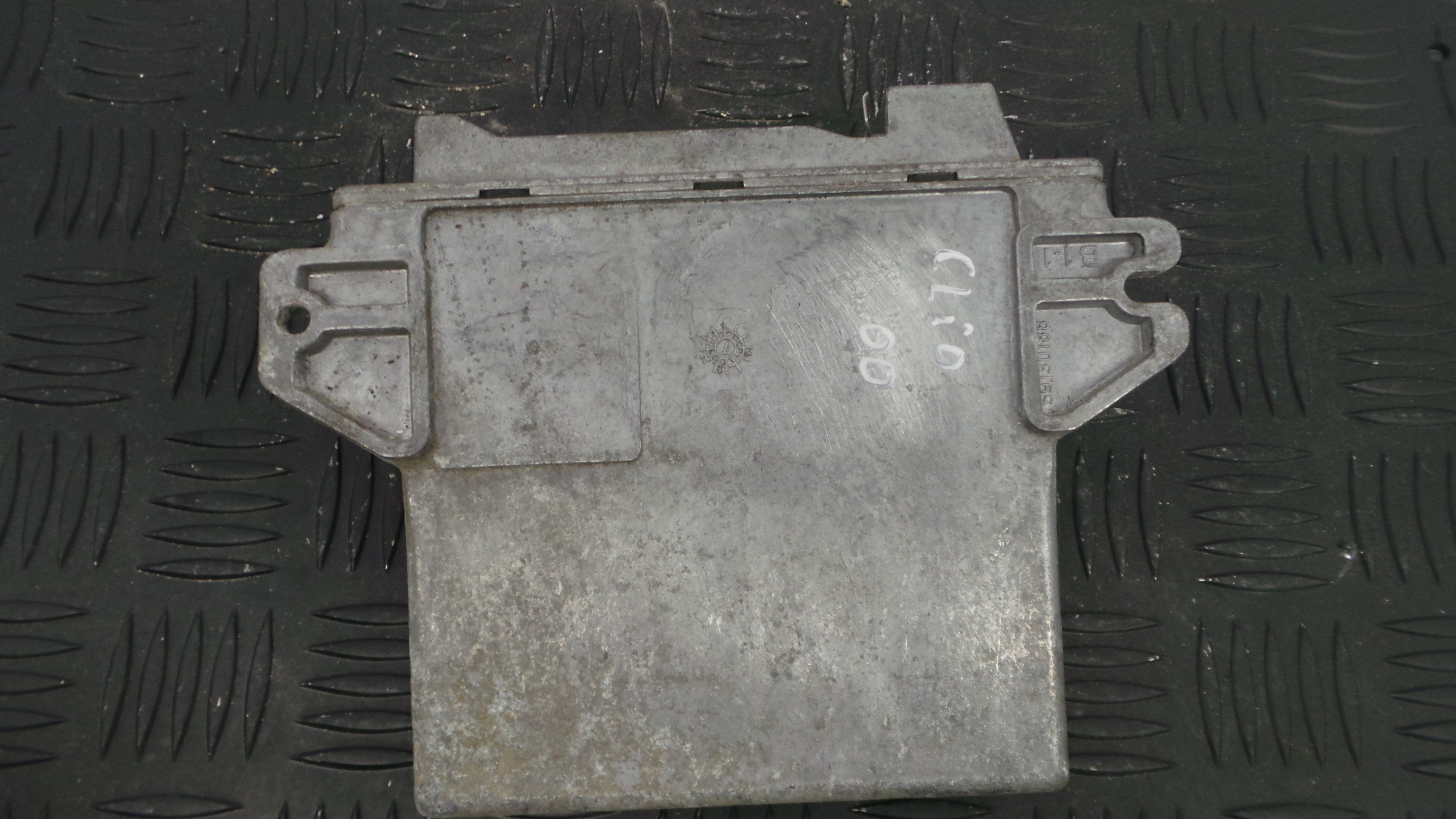 Centralina do Motor 7700104956 - RENAULT CLIO II (BB_, CB_), CLIO Mk II (BB_, CB_)-33141905 Centralina do Motor 7700104956 - RENAULT CLIO II (BB_, CB_), CLIO Mk II (BB_, CB_)-33141905