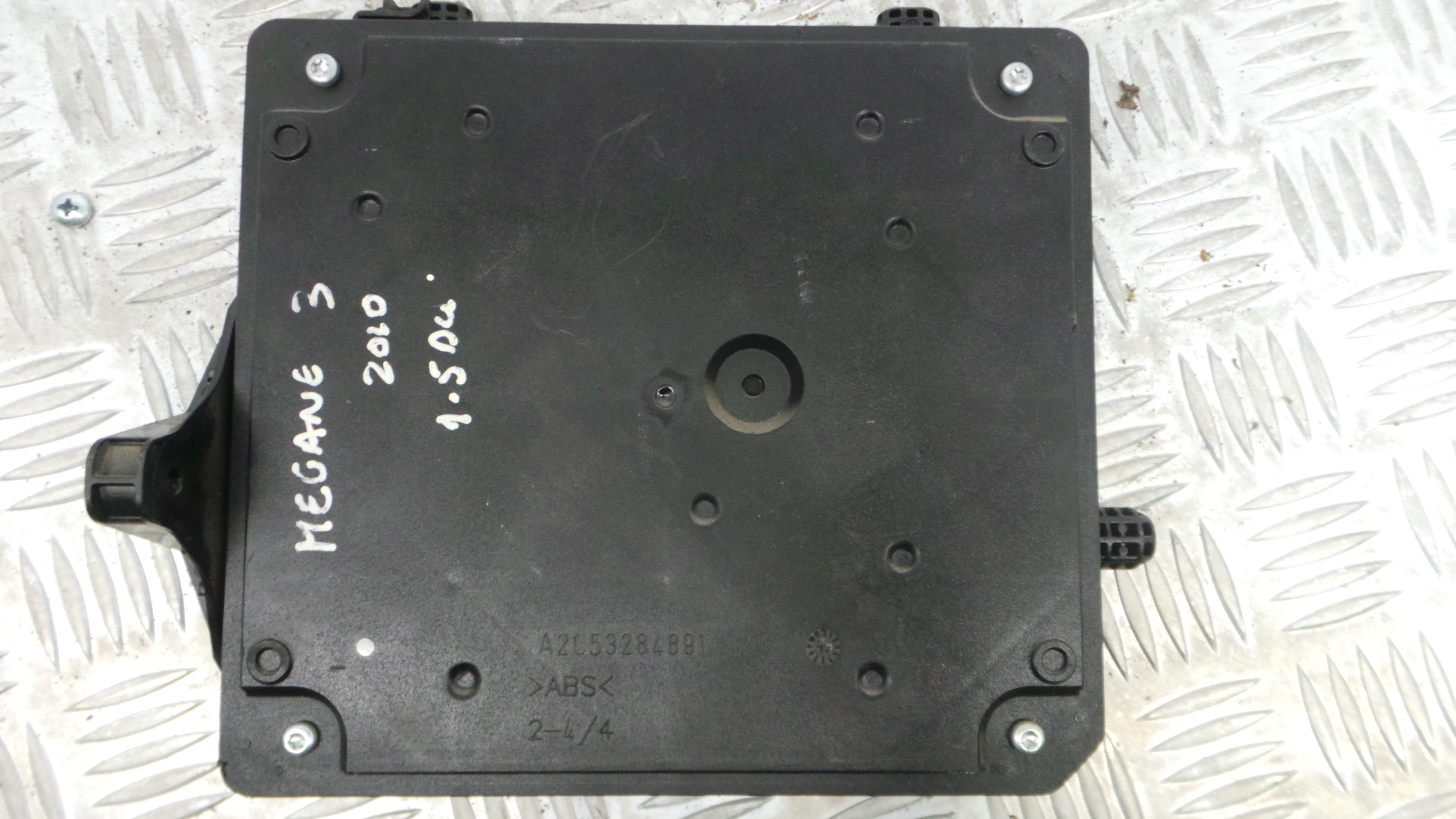 Caixa dos Fusíveis / BSI / UCH / SAM 284B17882R - RENAULT MEGANE III Hatchback (BZ0/1_, B3_)-33145592