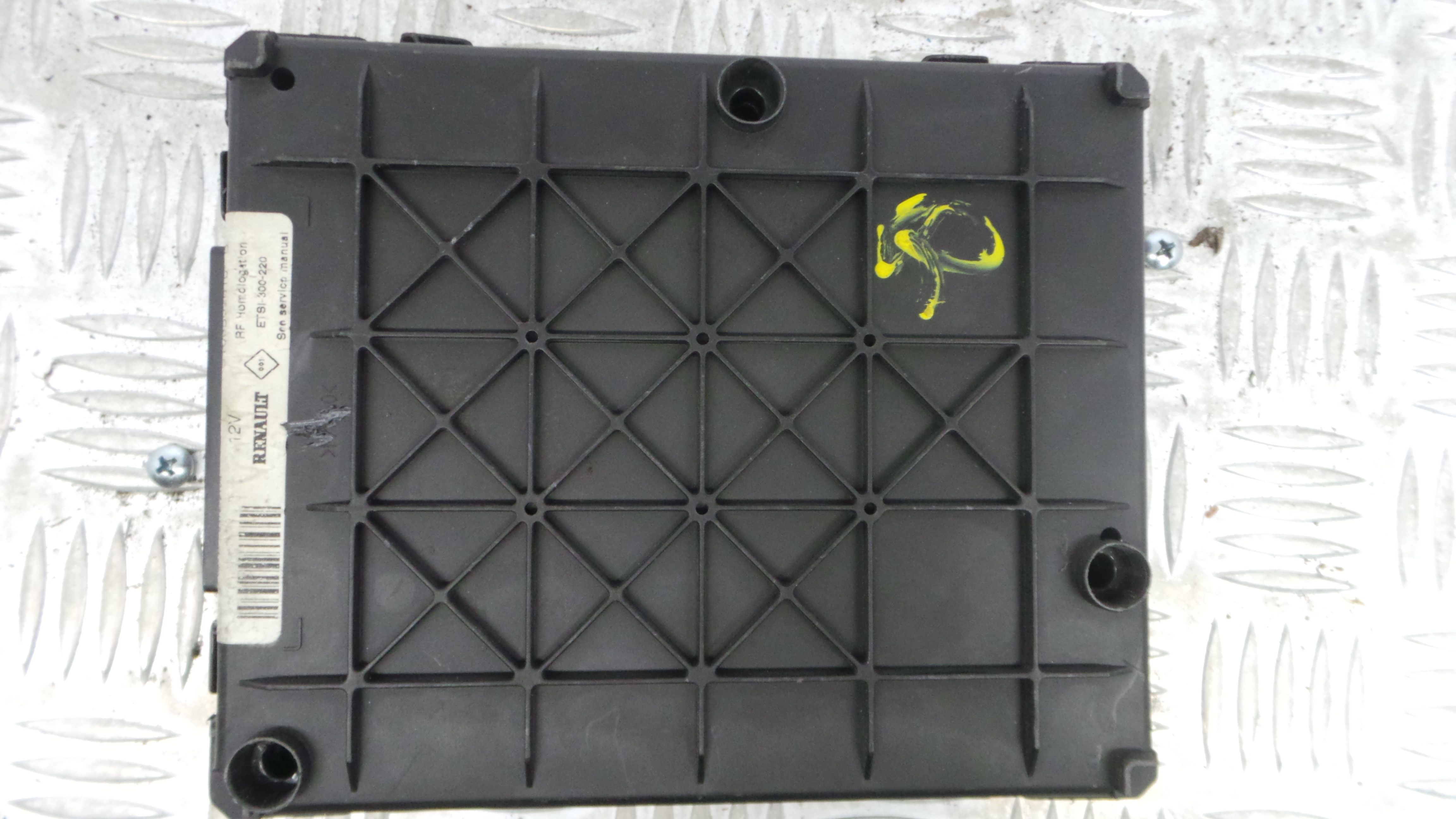 Caixa dos Fusíveis / BSI / UCH / SAM 8200029342B - RENAULT SCÉNIC I VAN (FA0_, JA0/1_)-33146818