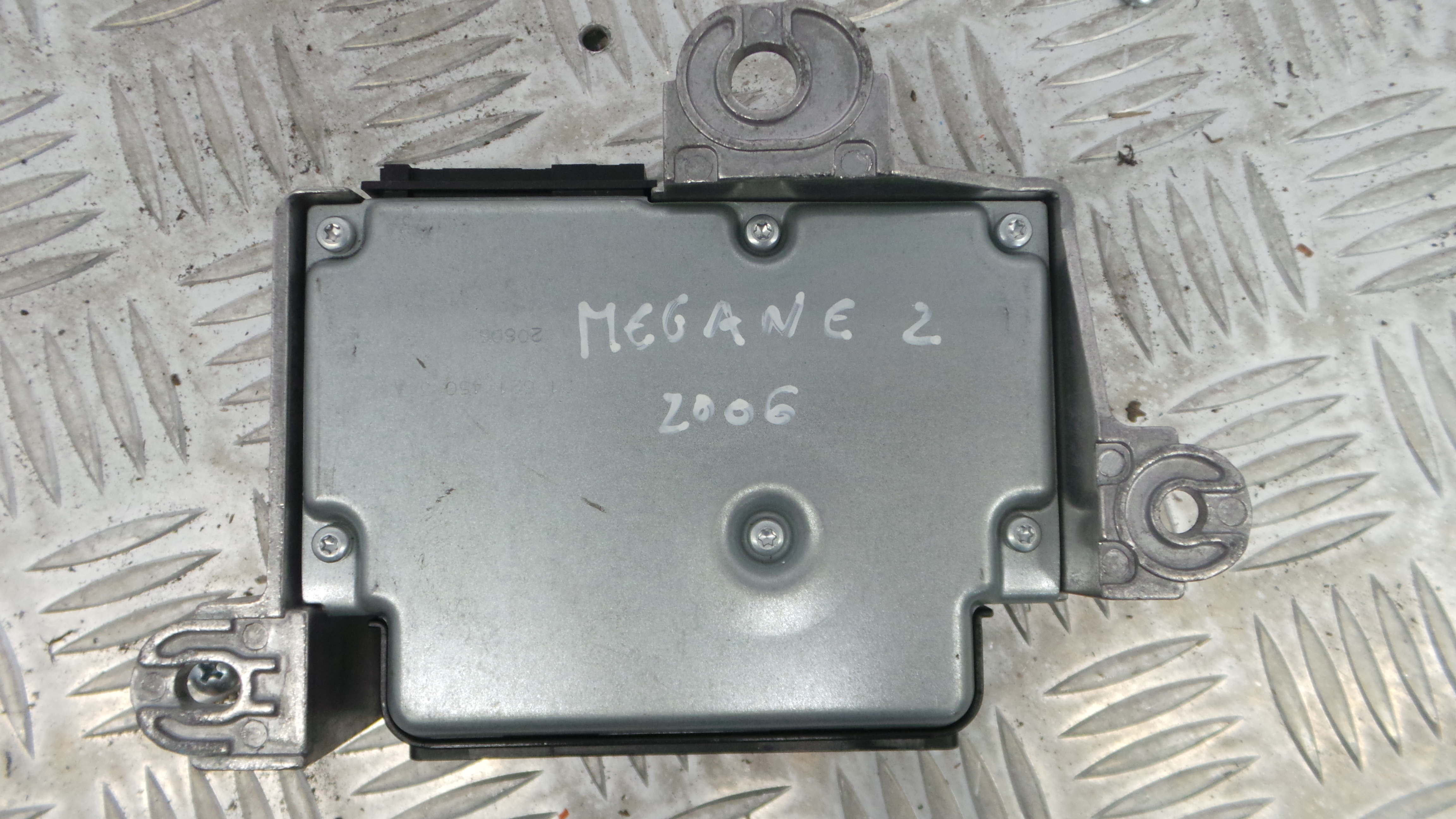 Centralina de Airbags 8200682381 - RENAULT MEGANE II (BM0/1_, CM0/1_)-33147934 Centralina de Airbags 8200682381 - RENAULT MEGANE II (BM0/1_, CM0/1_)-33147934