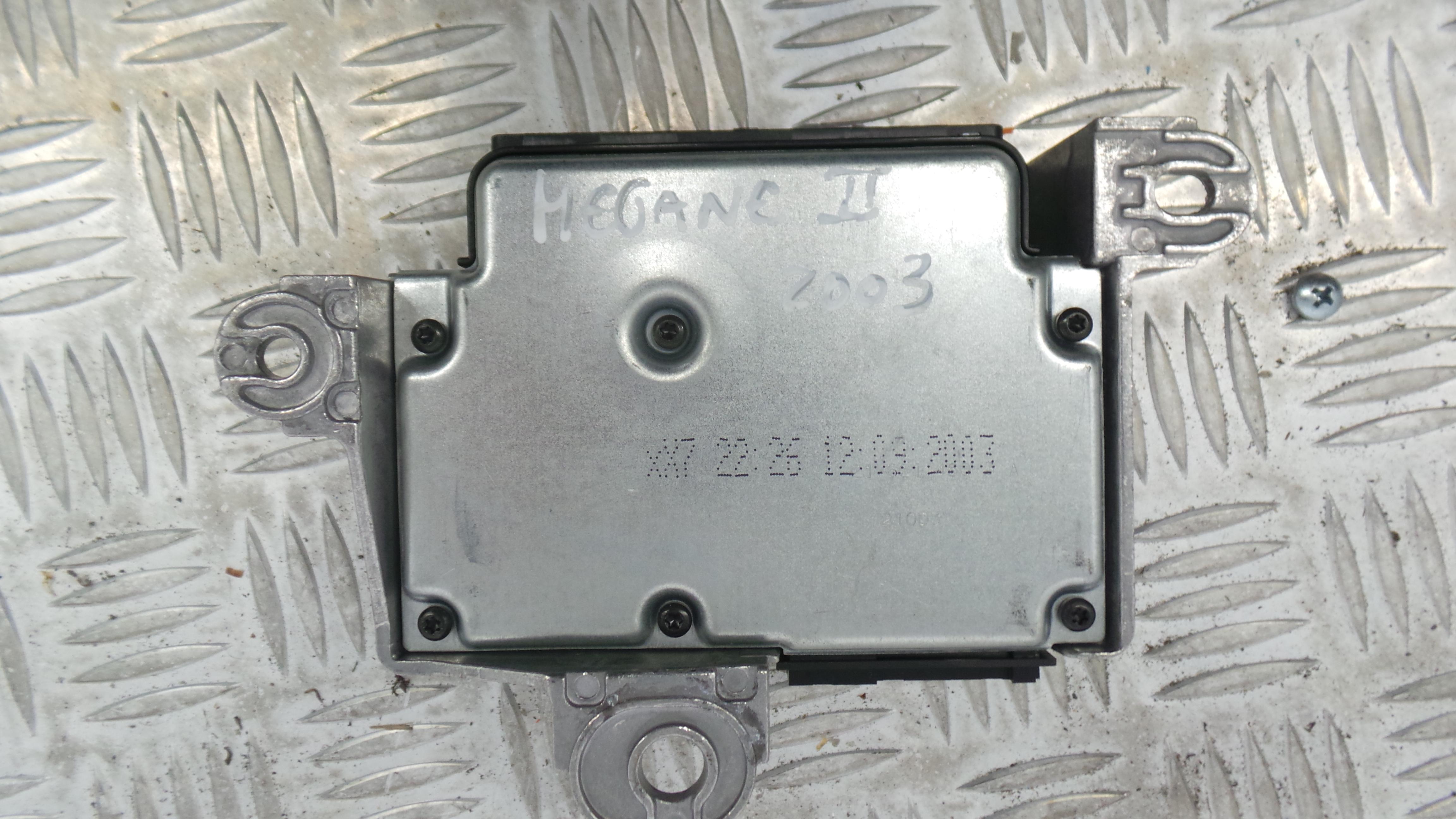 Centralina de Airbags 8200340428 - RENAULT MEGANE II (BM0/1_, CM0/1_)-33148090 Centralina de Airbags 8200340428 - RENAULT MEGANE II (BM0/1_, CM0/1_)-33148090