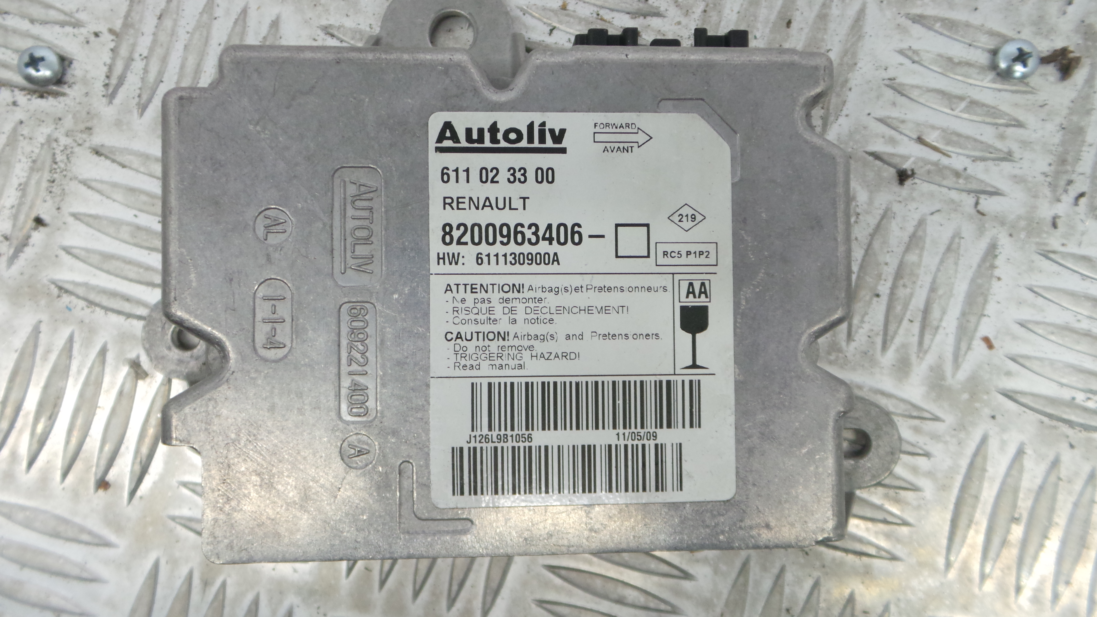 Centralina de Airbags 8200963406 - RENAULT CLIO III (BR0/1, CR0/1)-33148146