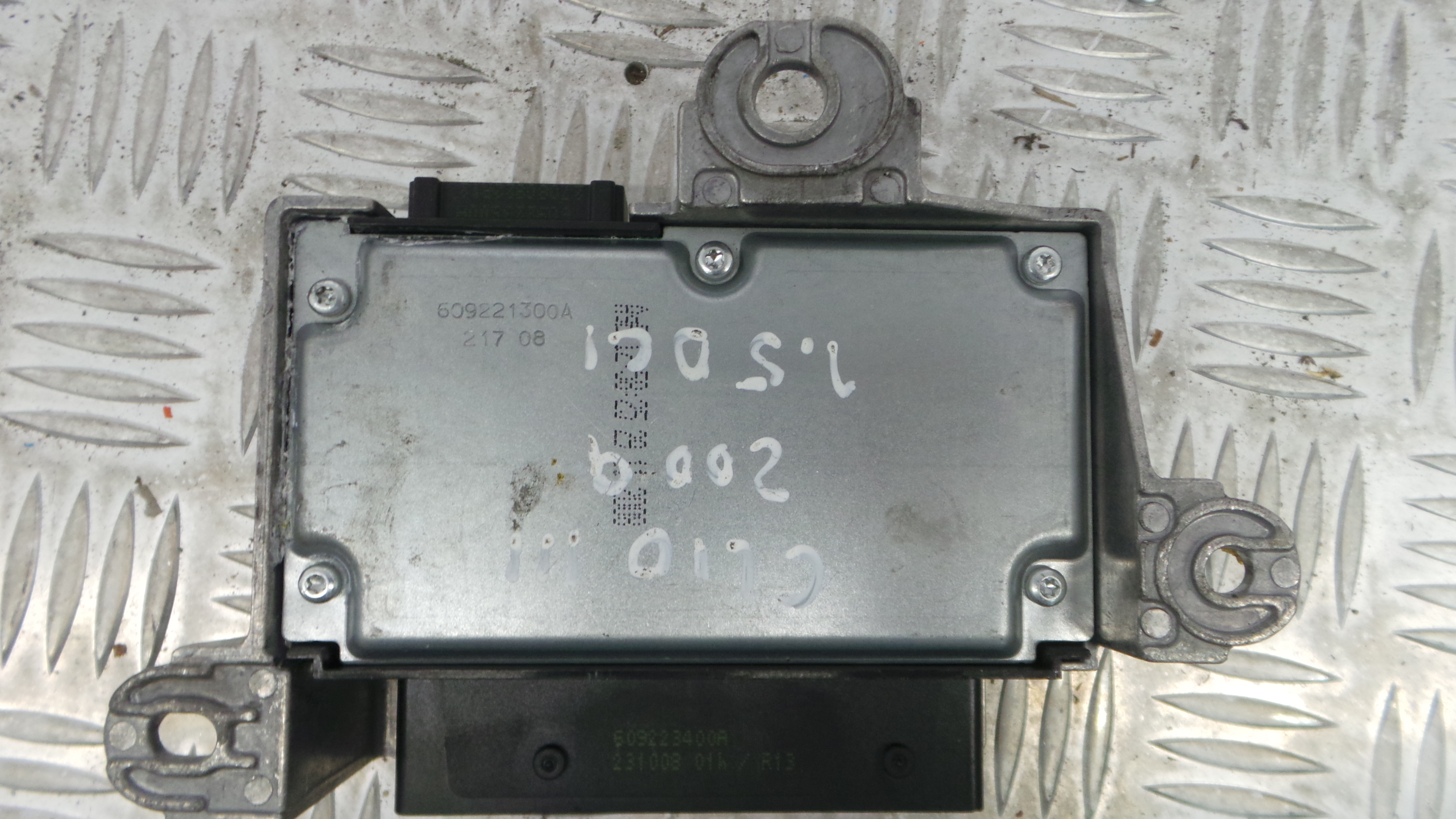 Centralina de Airbags 8200962363 - RENAULT CLIO III (BR0/1, CR0/1)-33148677