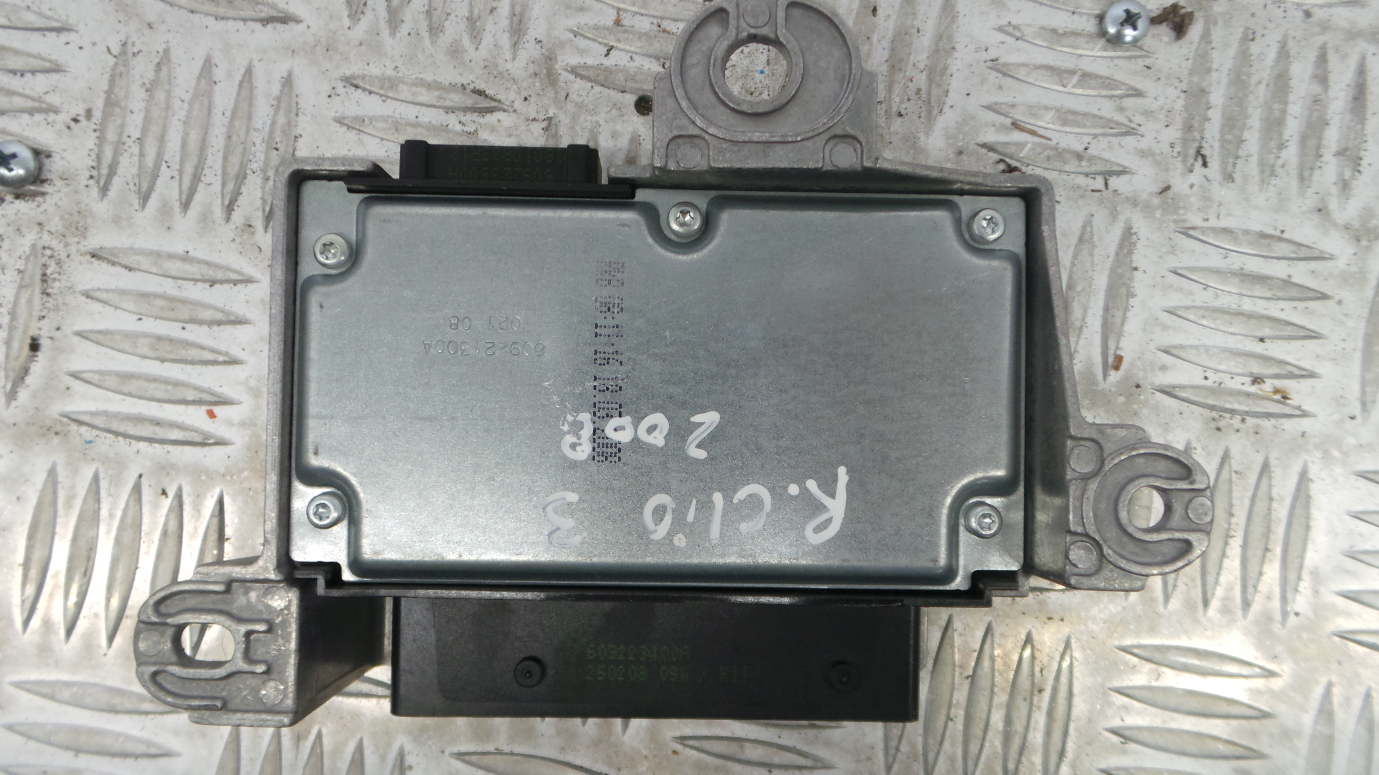 Centralina de Airbags 8200854865 - RENAULT CLIO III (BR0/1, CR0/1)-33148769