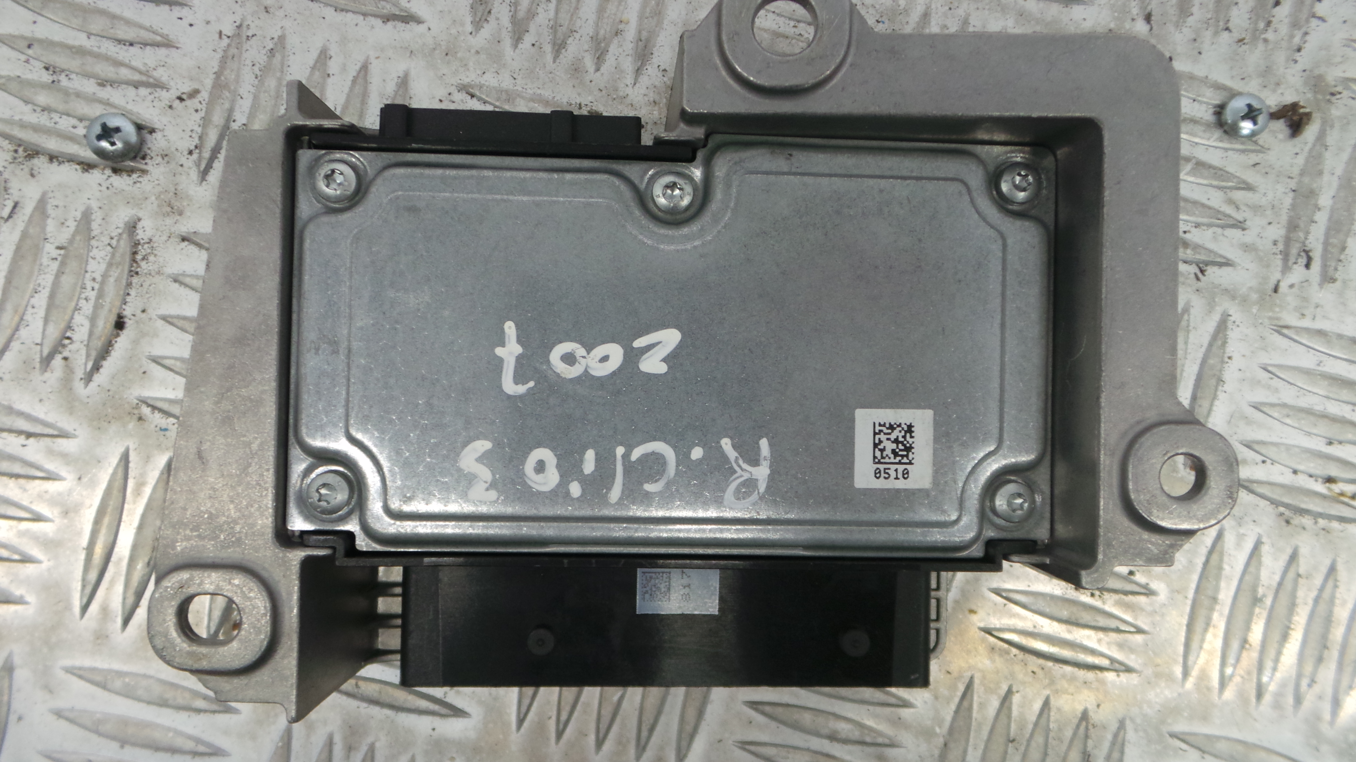 Centralina de Airbags 8200563368 - RENAULT CLIO III (BR0/1, CR0/1)-33149107