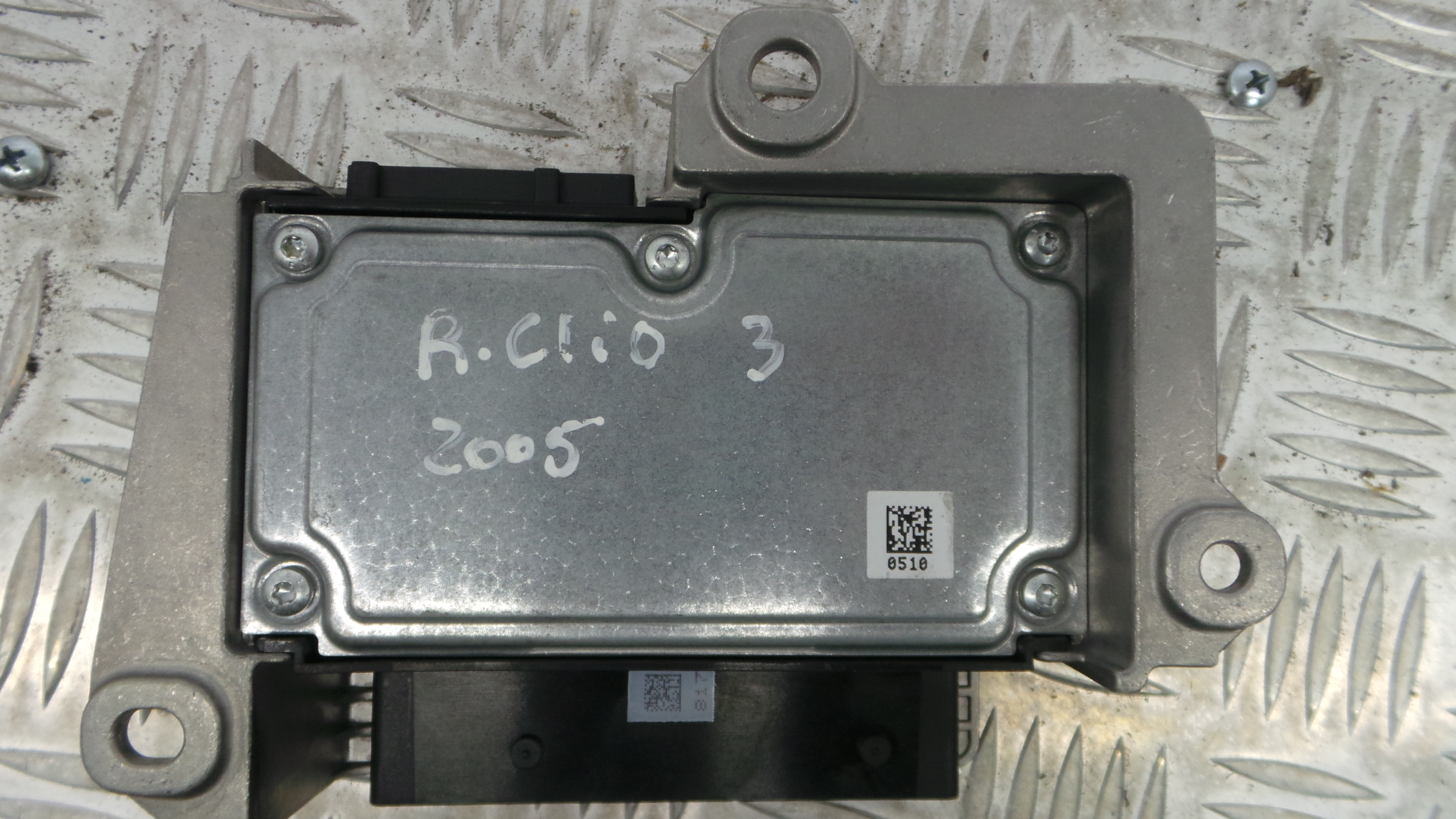 Centralina de Airbags 8200563368 - RENAULT CLIO III (BR0/1, CR0/1)-33149109