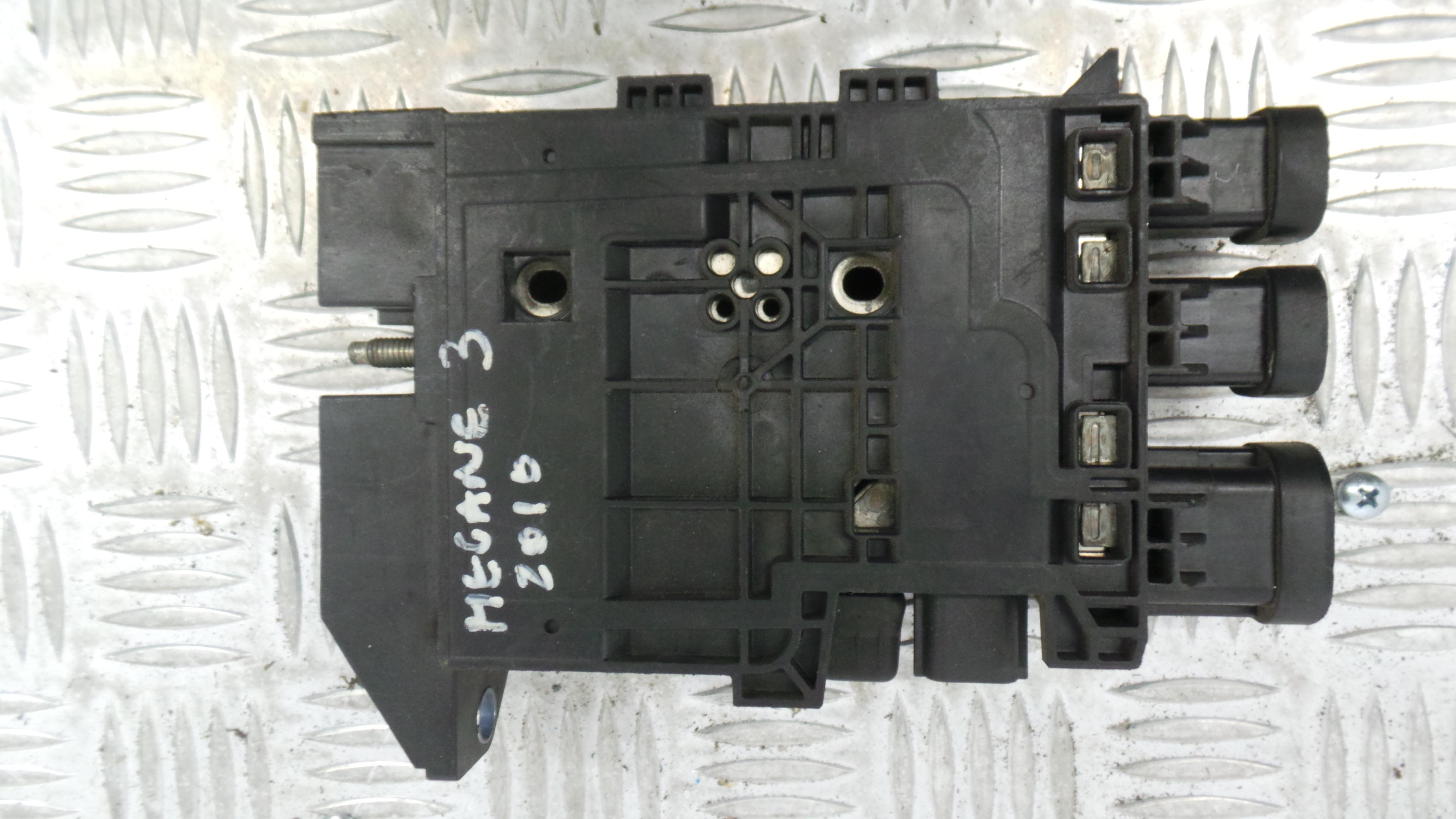 Modulo Electrónico 243800011R - RENAULT MEGANE III Hatchback (BZ0/1_, B3_)-33149924