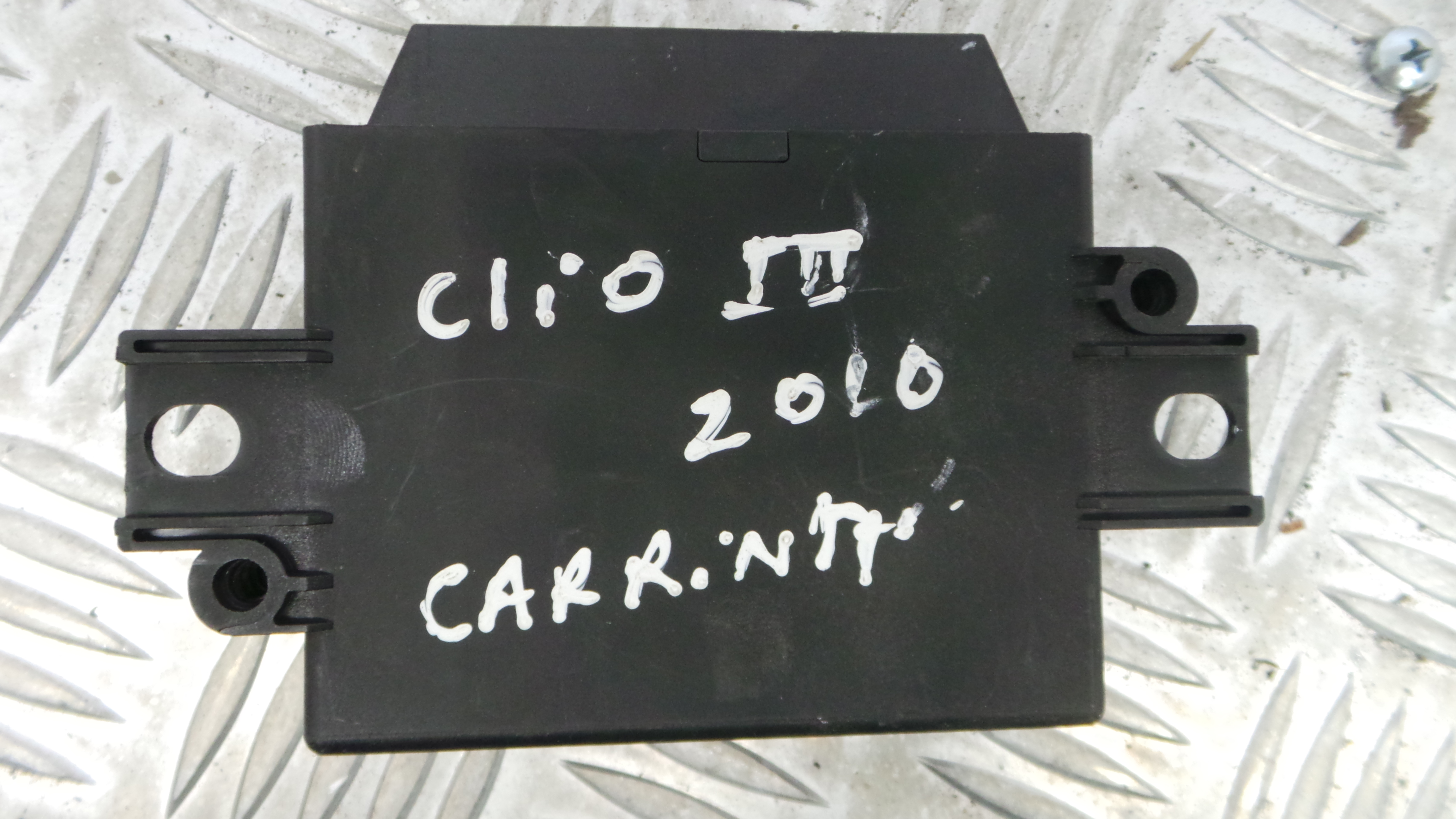Centralina Sensores Estacionamento 8200750254 - RENAULT CLIO III Grandtour (KR0/1_), CLIO III Sporto-33150320