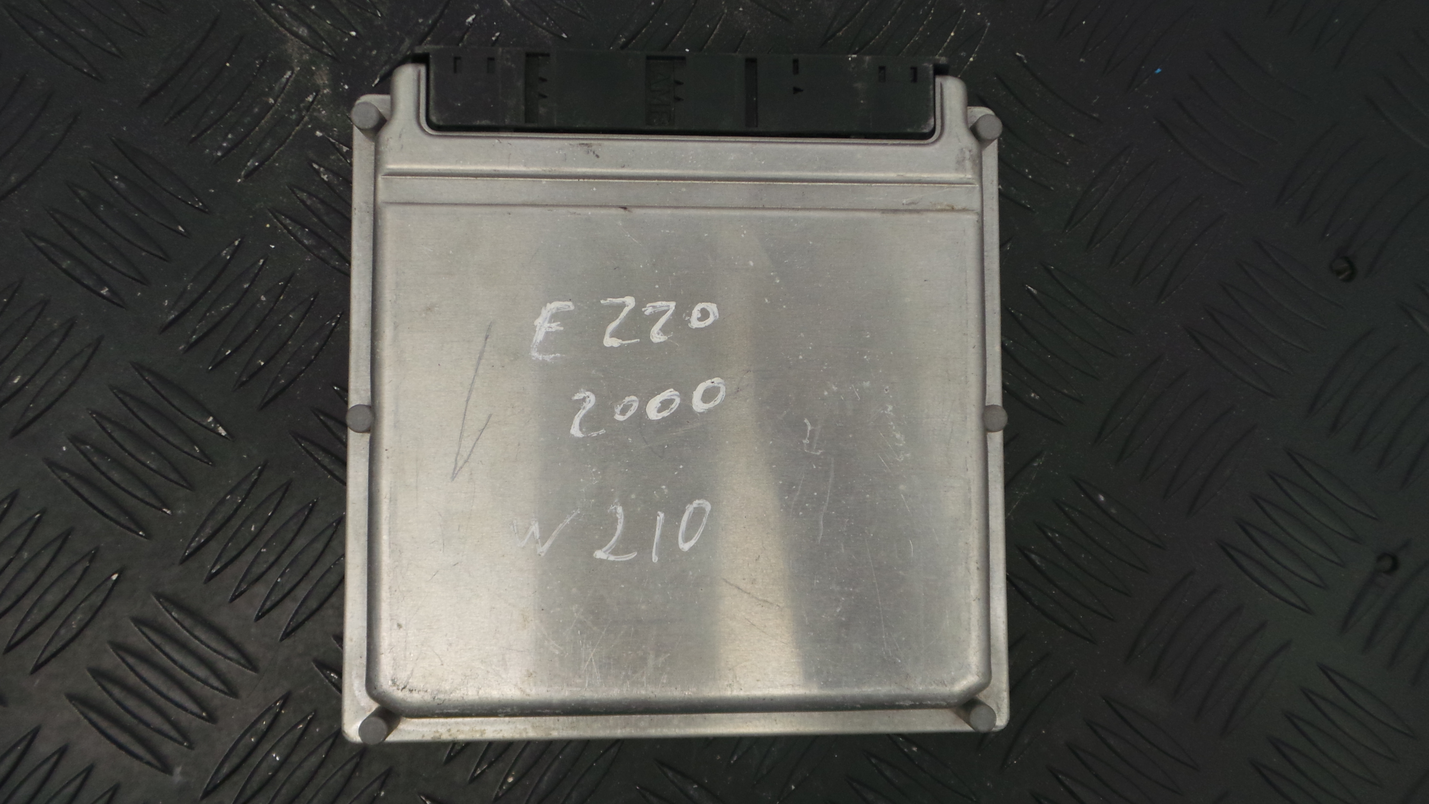 Centralina do Motor A6111532779 - MERCEDES-BENZ E-CLASS (W210)-33150399