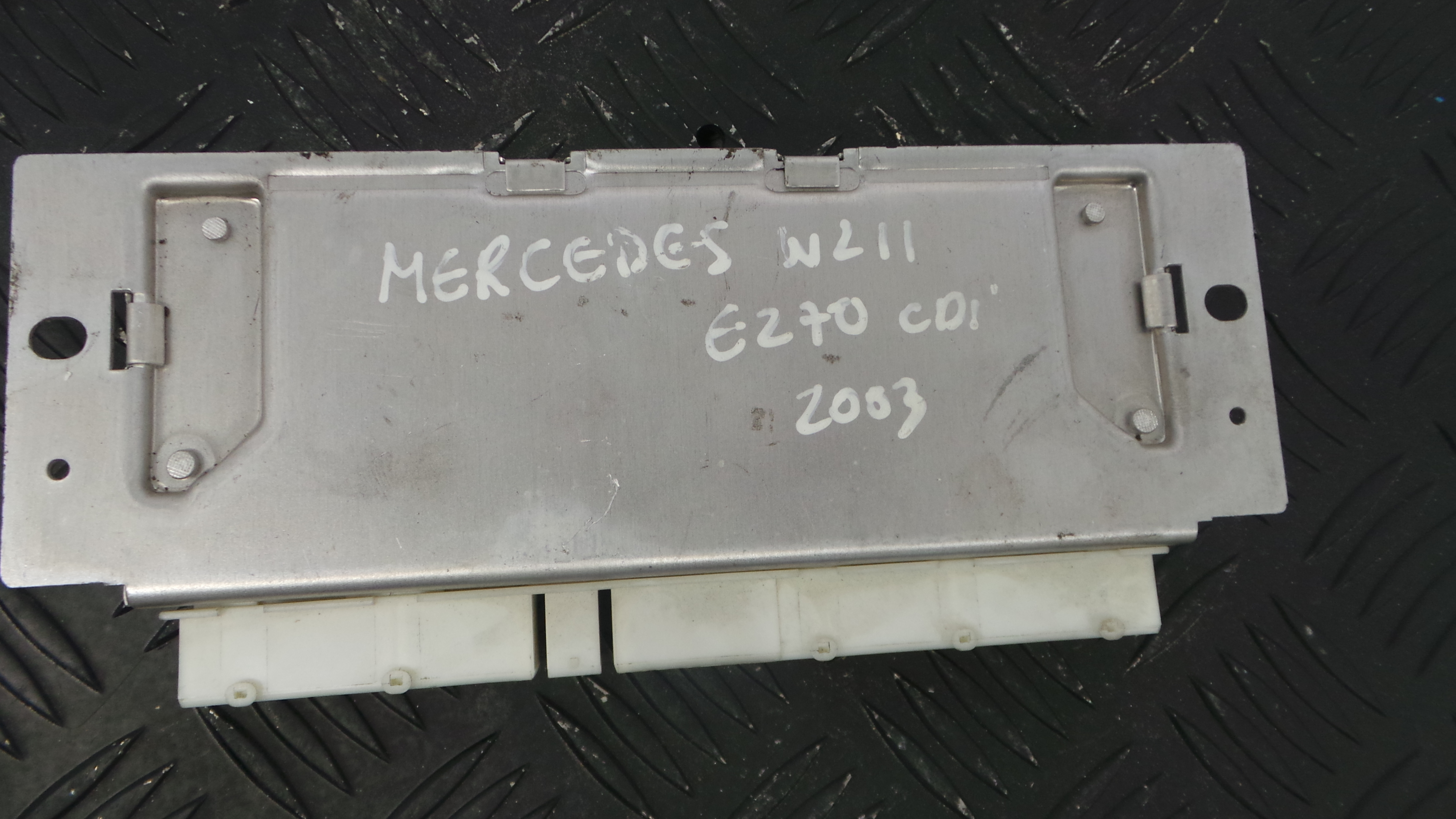 Centralina de ABS 0335454132 - MERCEDES-BENZ E-CLASS (W211)-33150410