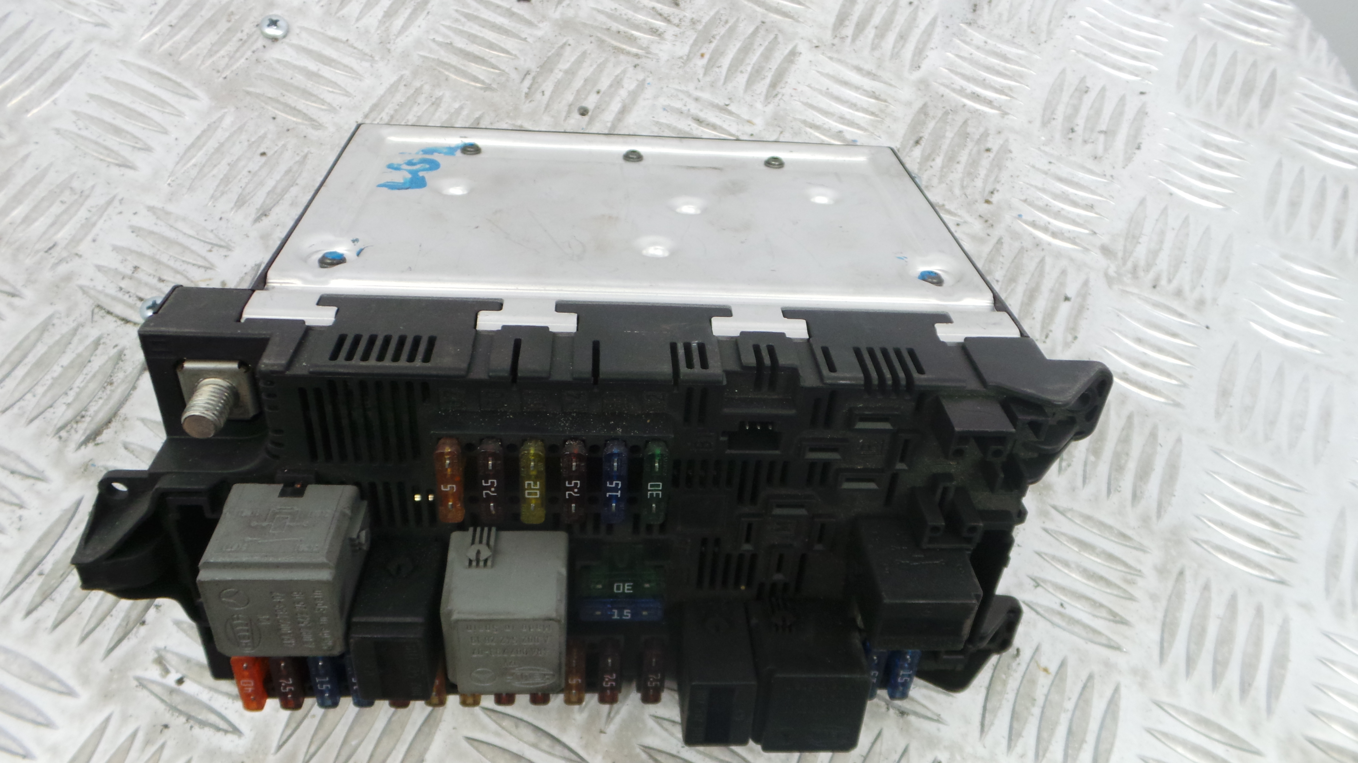 Caixa dos Fusíveis / BSI / UCH / SAM 2115453901 - MERCEDES-BENZ E-CLASS (W211)-33150431