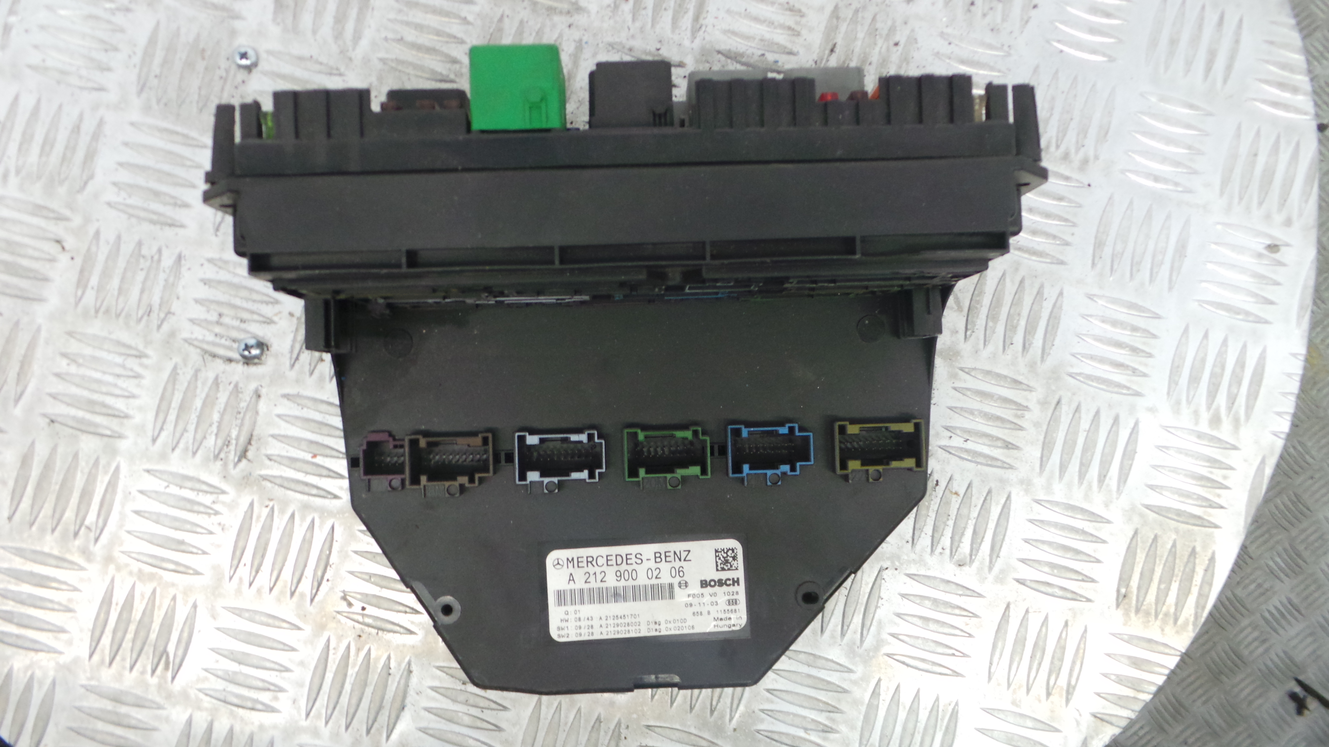 Caixa dos Fusíveis / BSI / UCH / SAM A2129000206 - MERCEDES-BENZ E-CLASS (W212)-33150433