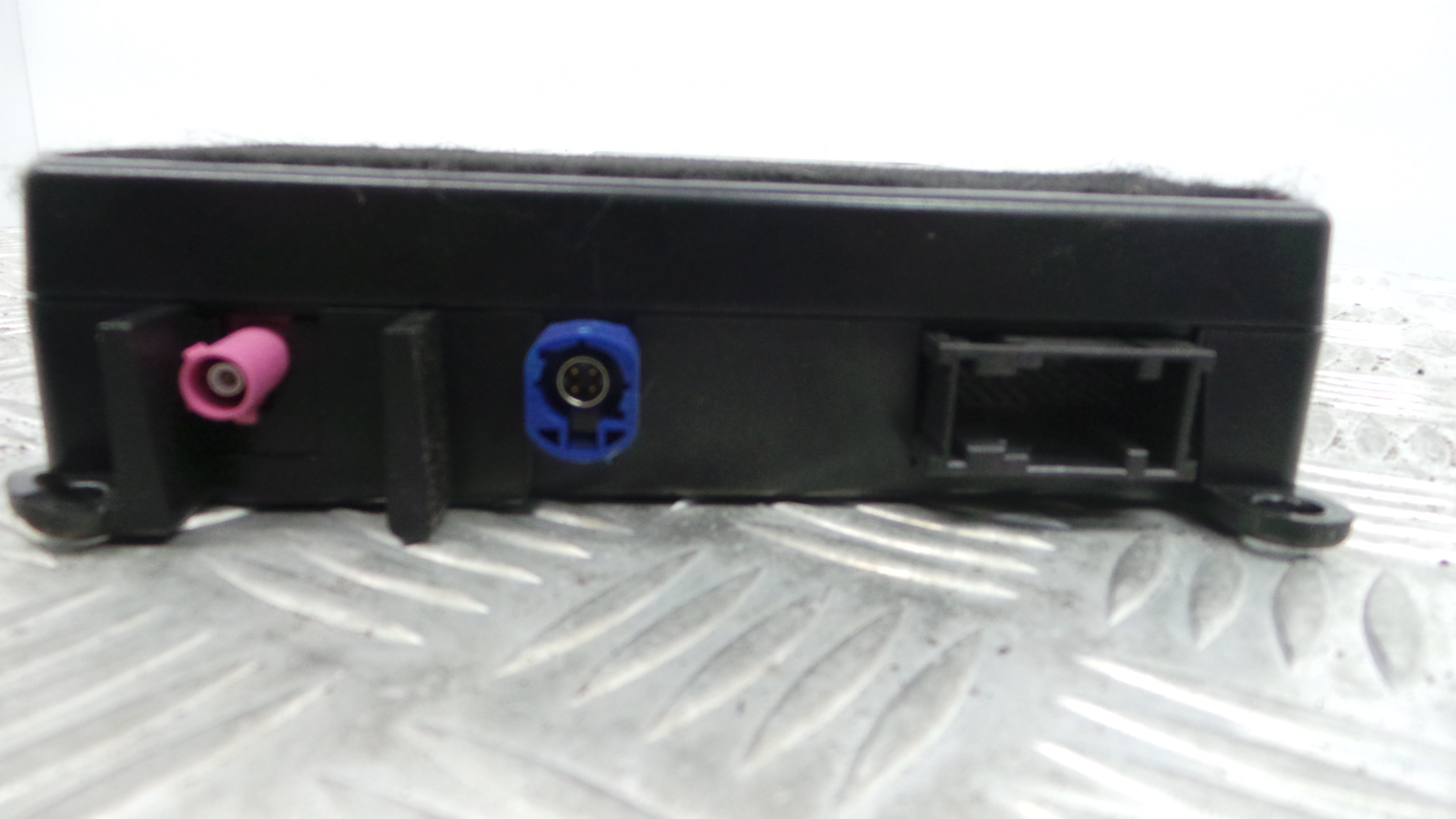 Centrais multimédias A2048705326 - MERCEDES-BENZ C-CLASS (W204)-33150451