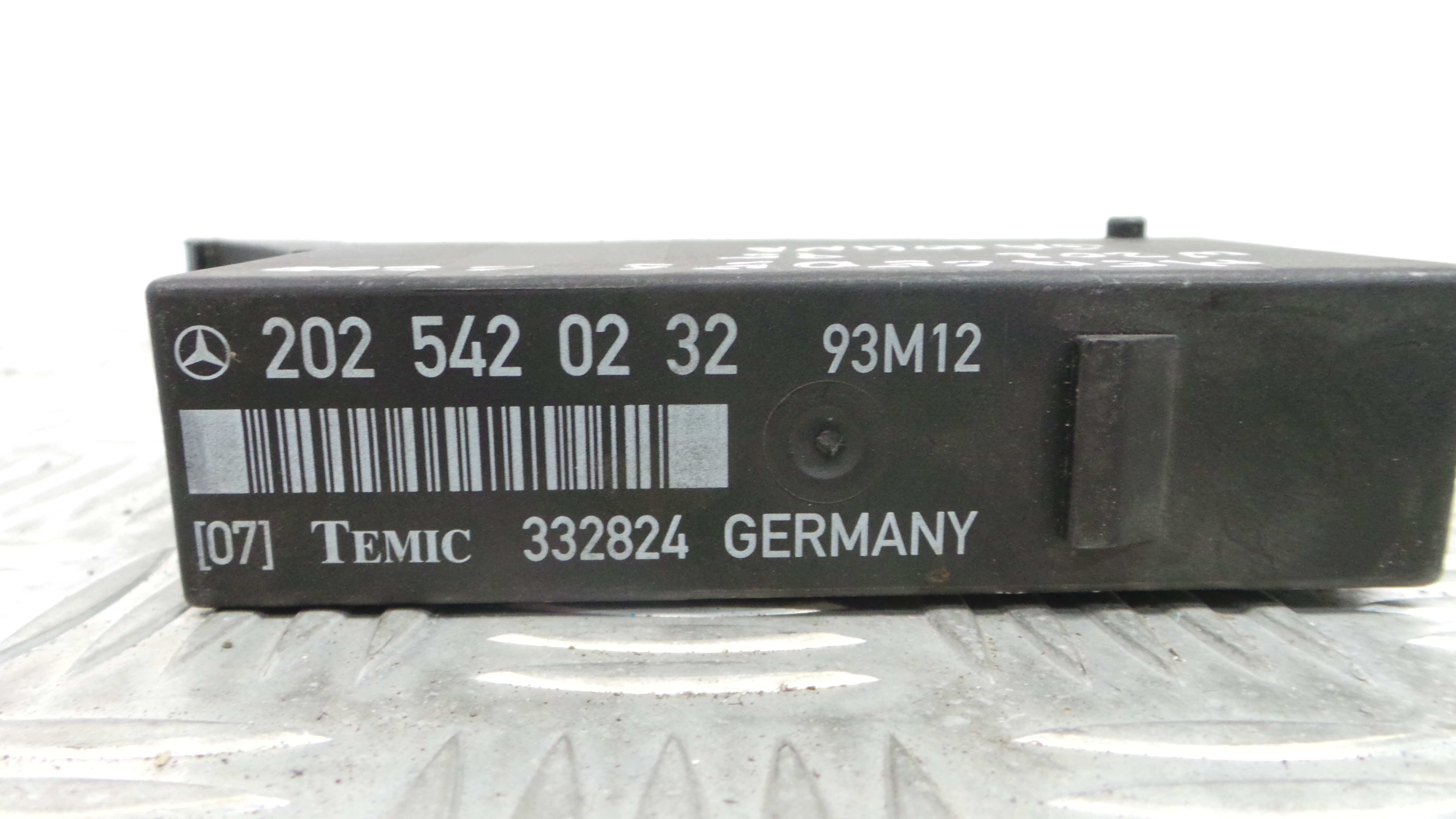 Modulo Electrónico 2025420232 - MERCEDES-BENZ C-CLASS (W202)-33150483