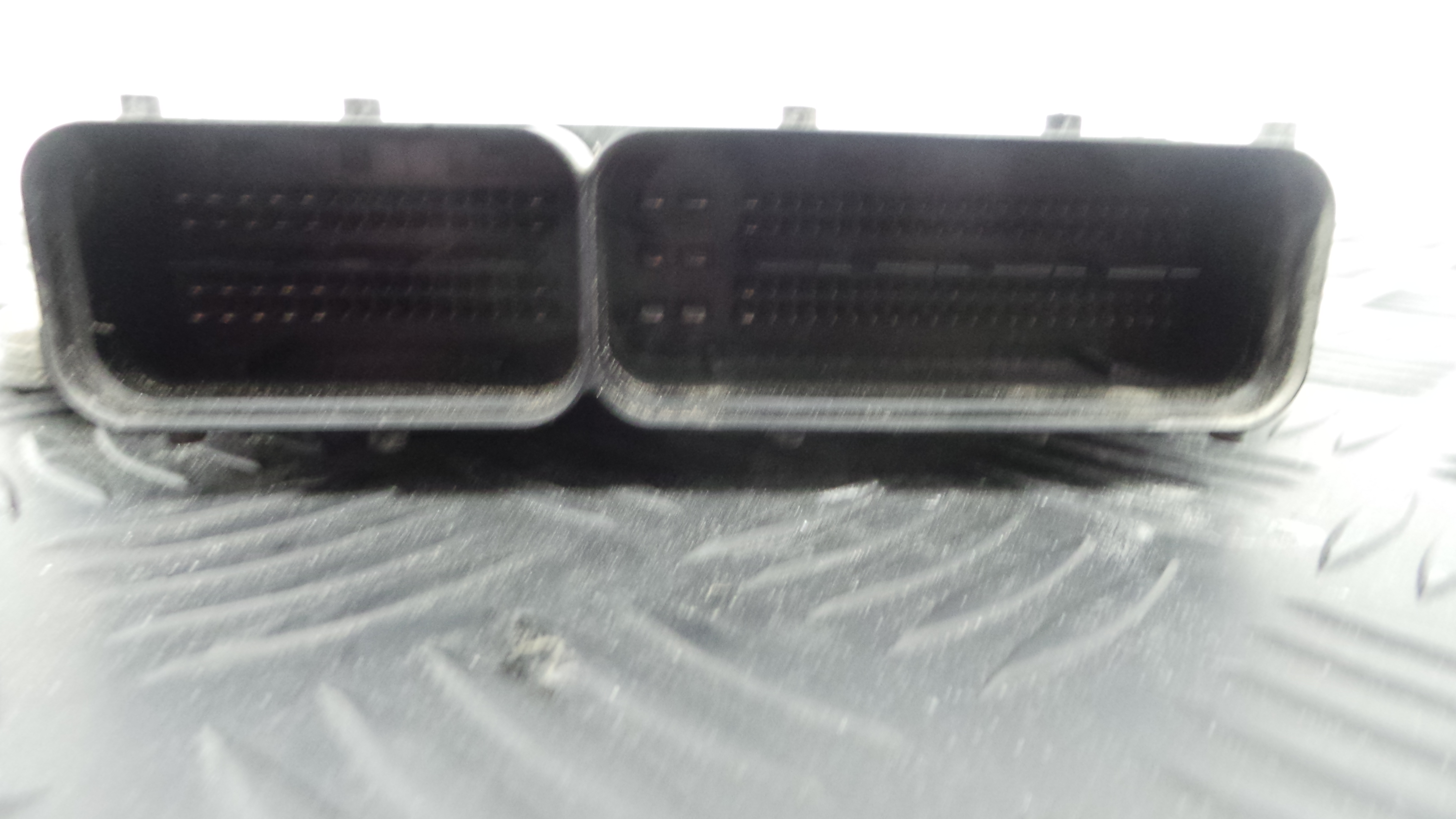 Centralina do Motor 55556829 - OPEL ASTRA H (A04)-33150551