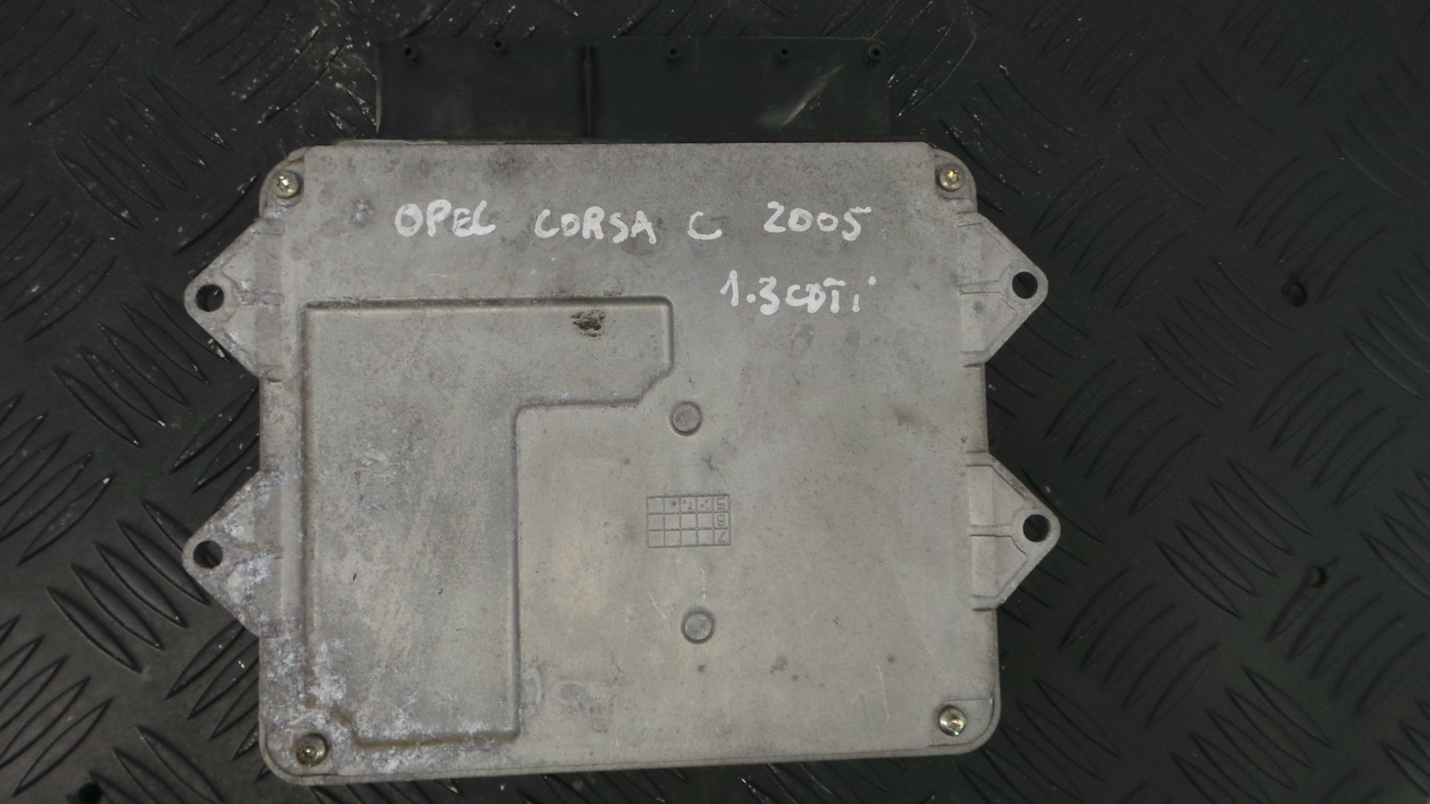 Centralina do Motor 55196352 - OPEL CORSA C (X01)-33150576