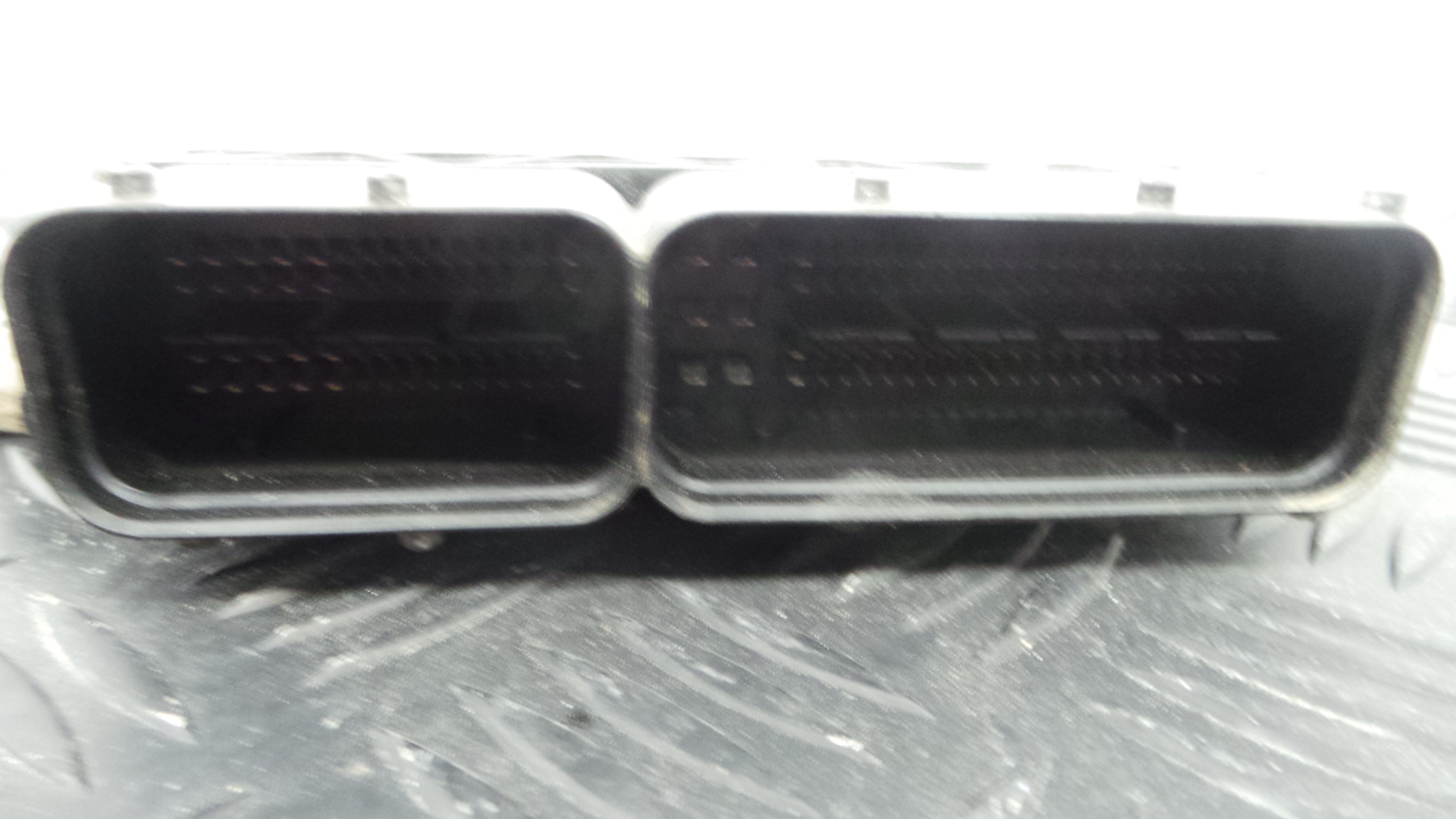 Centralina do Motor 55556829 - OPEL ASTRA H (A04)-33150582