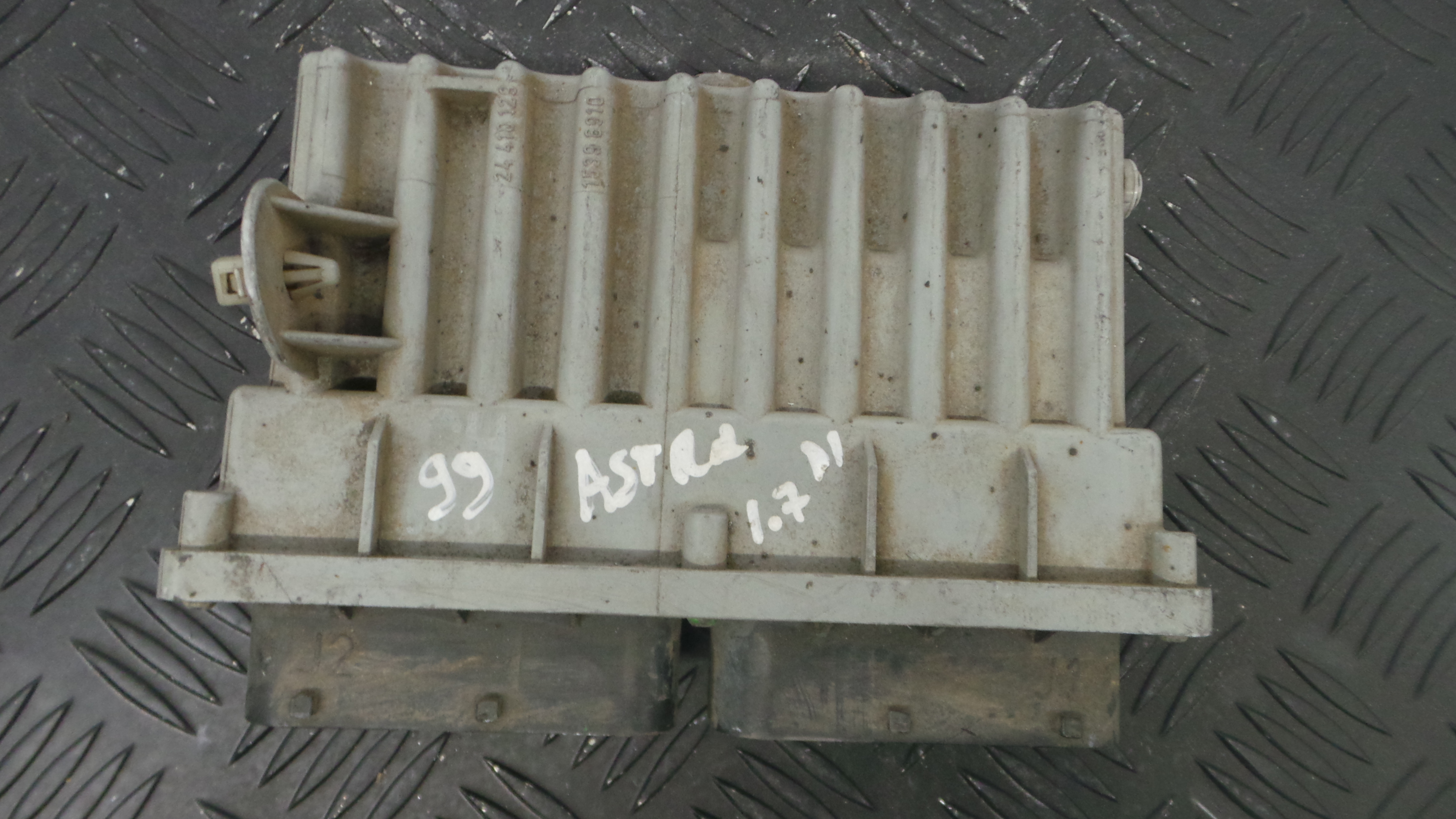 Centralina do Motor 24410129 - OPEL ASTRA G Hatchback (T98)-33150585