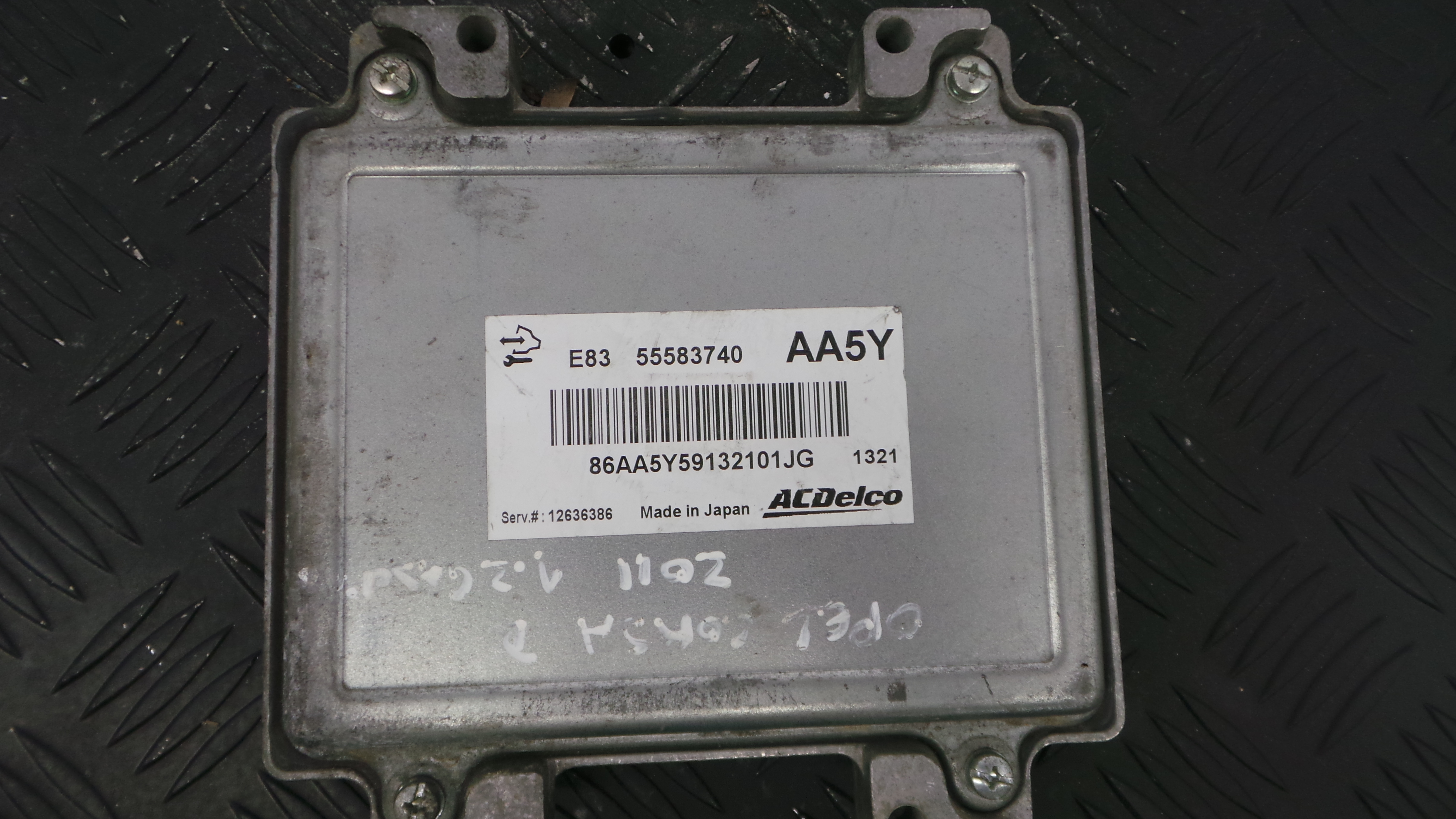 Centralina do Motor 55583740 - OPEL CORSA D (S07)-33150590