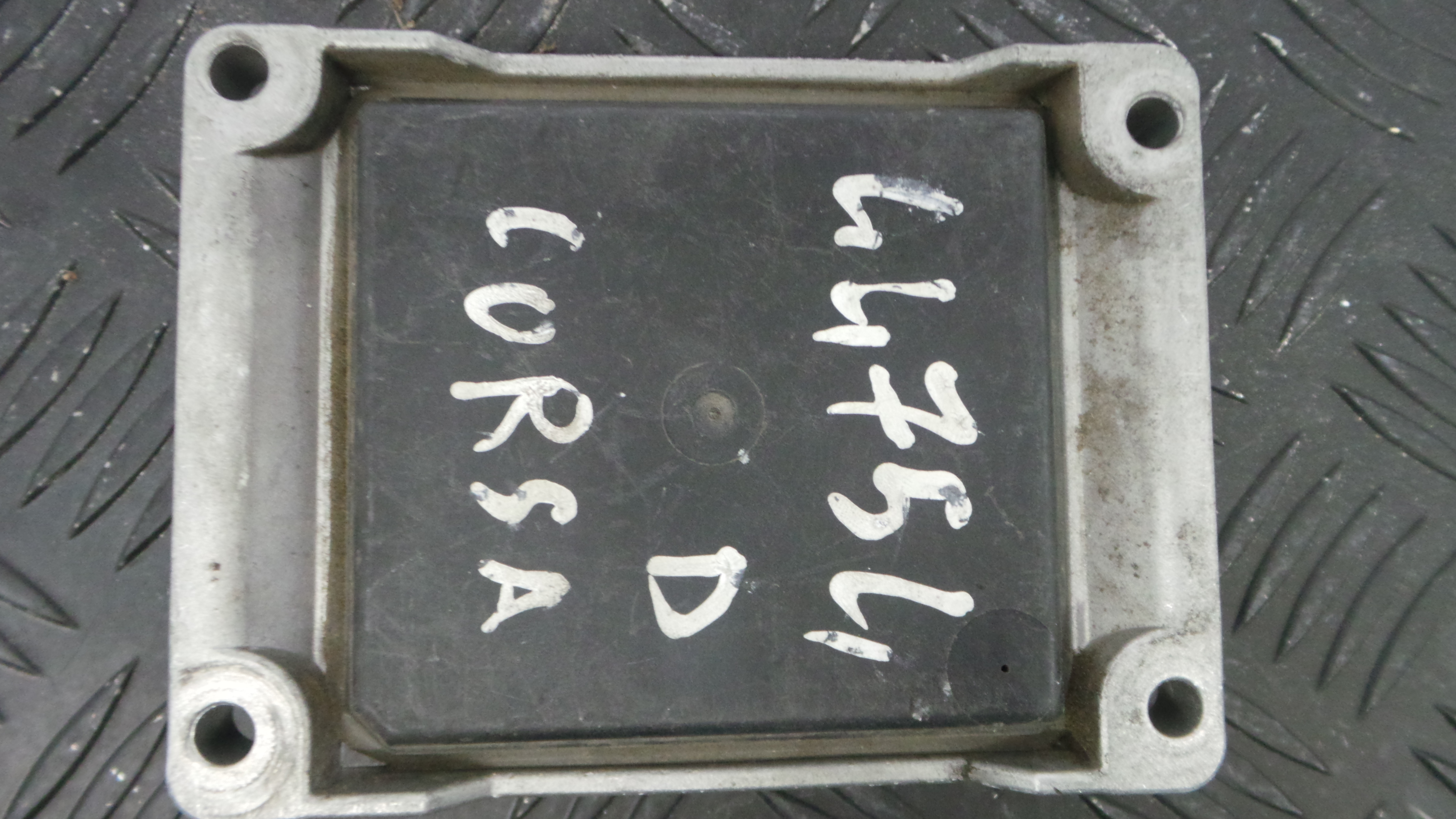 Centralina do Motor 55350552 - OPEL CORSA D (S07)-33150599