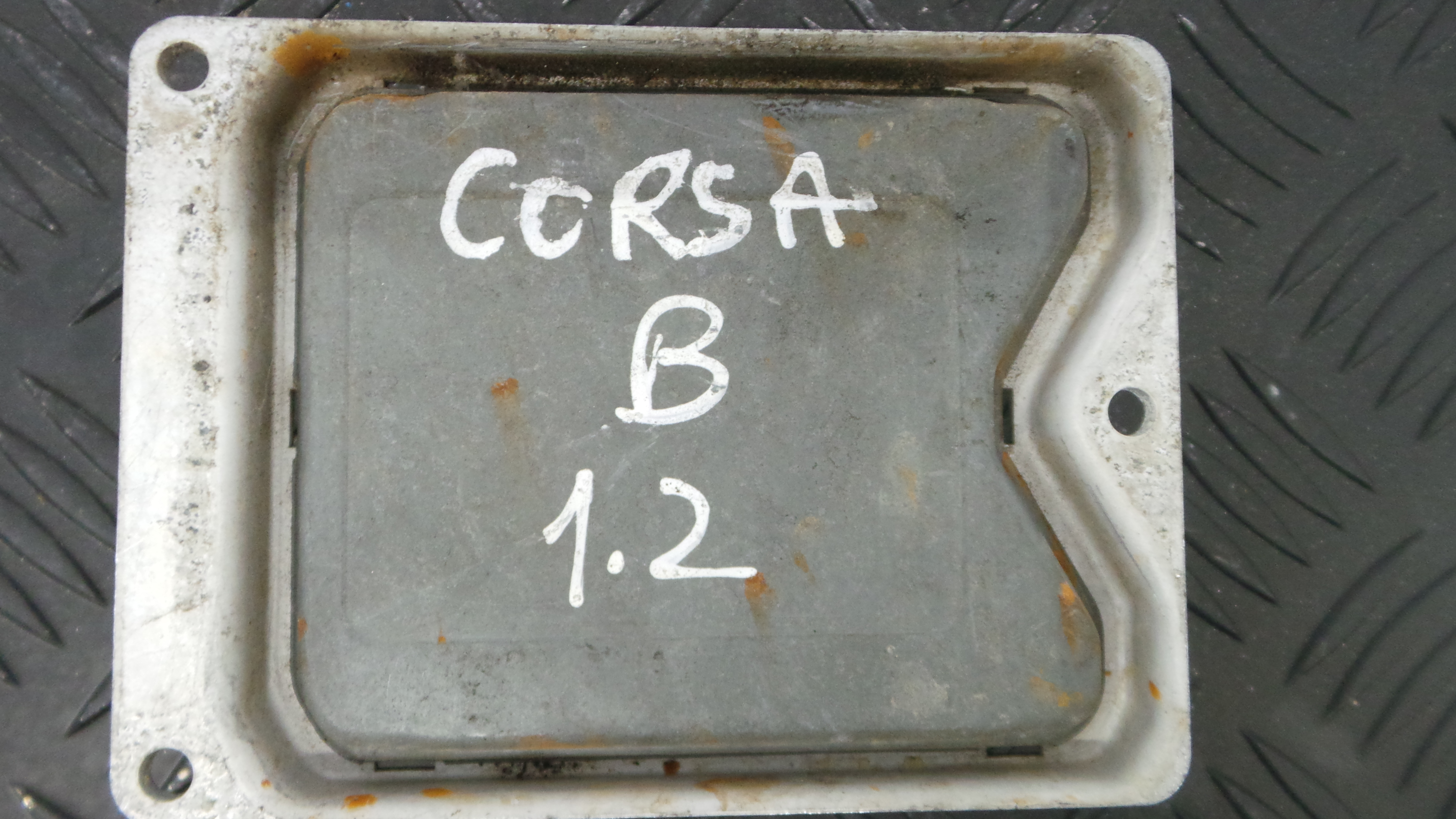 Centralina do Motor 90532609 - OPEL CORSA B (S93)-33150620 Centralina do Motor 90532609 - OPEL CORSA B (S93)-33150620