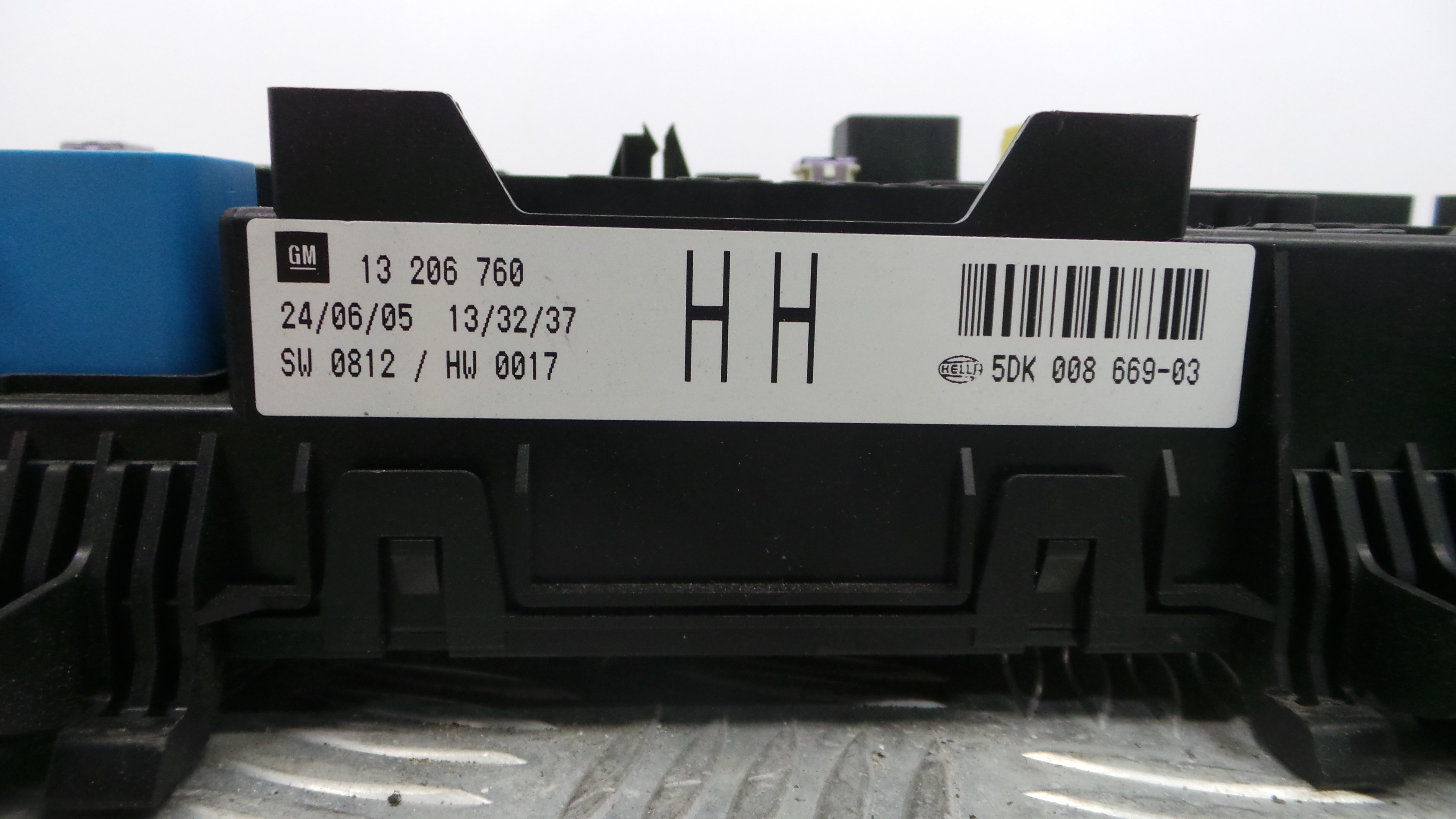 Caixa dos Fusíveis / BSI / UCH / SAM 13206760 - OPEL ASTRA H (A04)-33150638