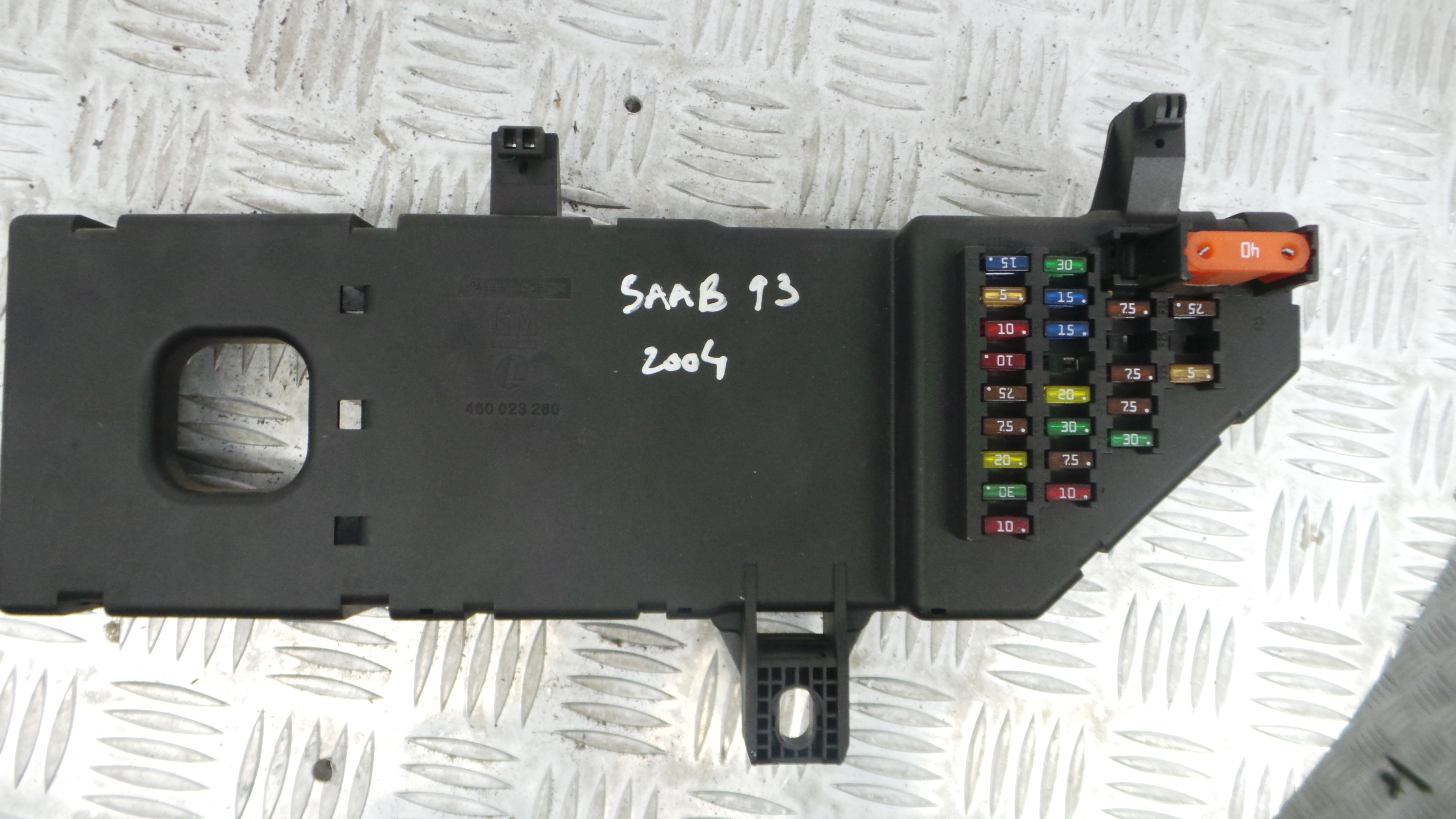 Caixa dos Fusíveis / BSI / UCH / SAM 460023260 - SAAB 9-3 (YS3F, E79, D79, D75)-33150693