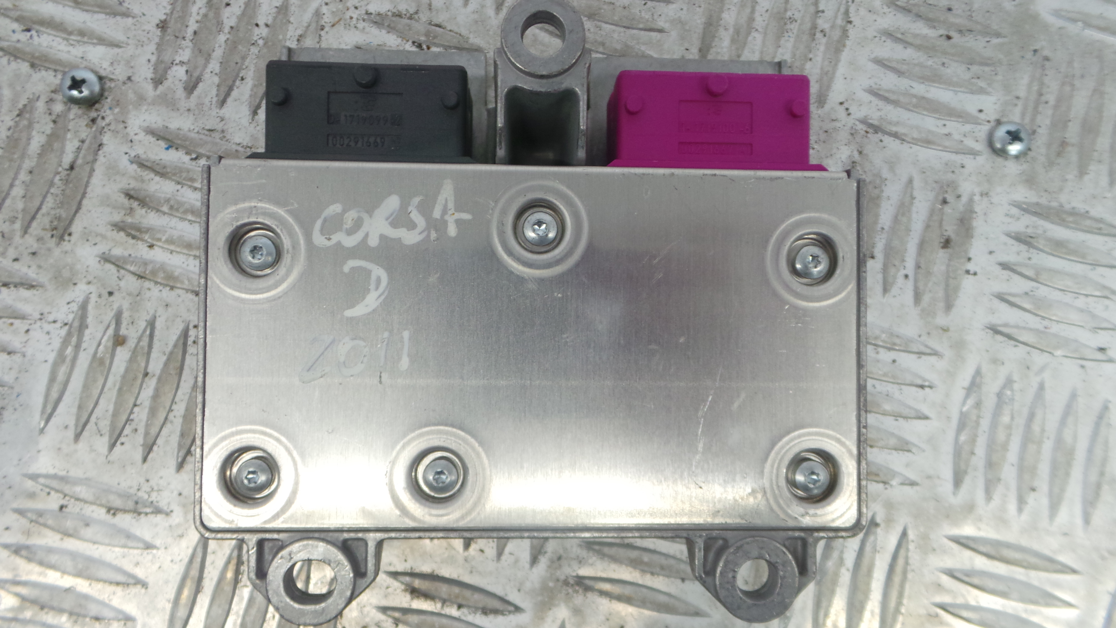 Centralina de Airbags 13283820 - OPEL CORSA D (S07)-33150711