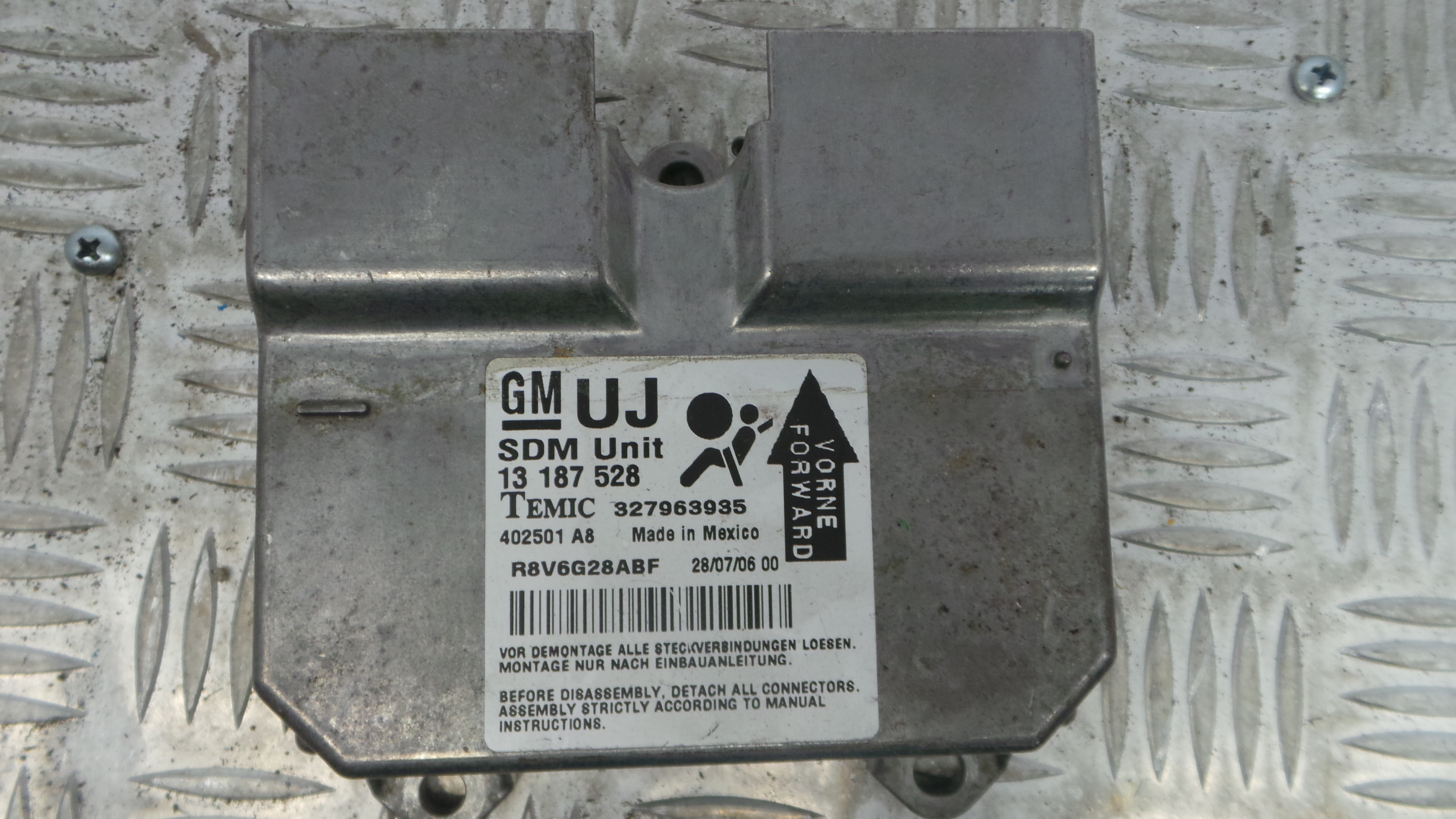 Centralina de Airbags 13187528 - OPEL CORSA D (S07)-33150729