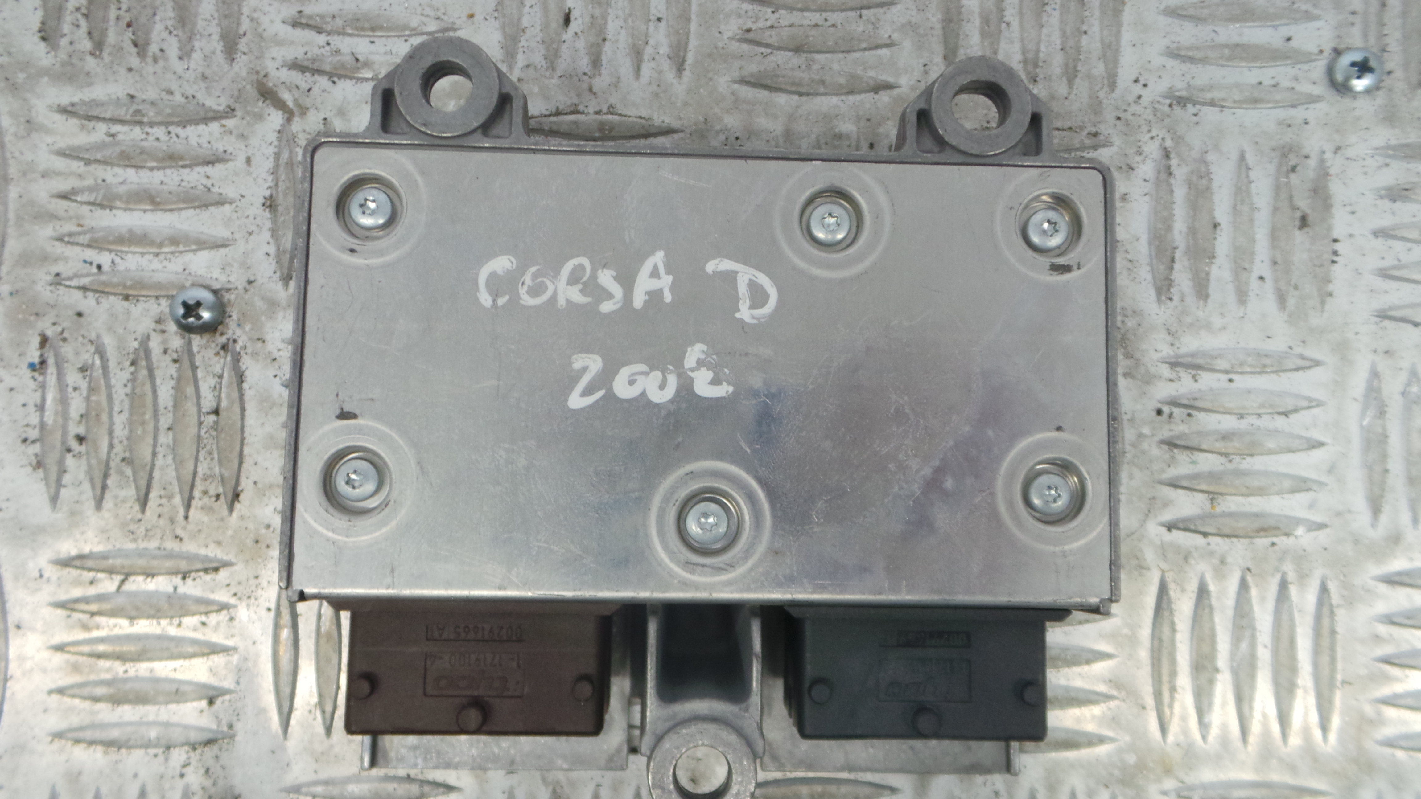 Centralina de Airbags 13262360 - OPEL CORSA D (S07)-33150733 Centralina de Airbags 13262360 - OPEL CORSA D (S07)-33150733