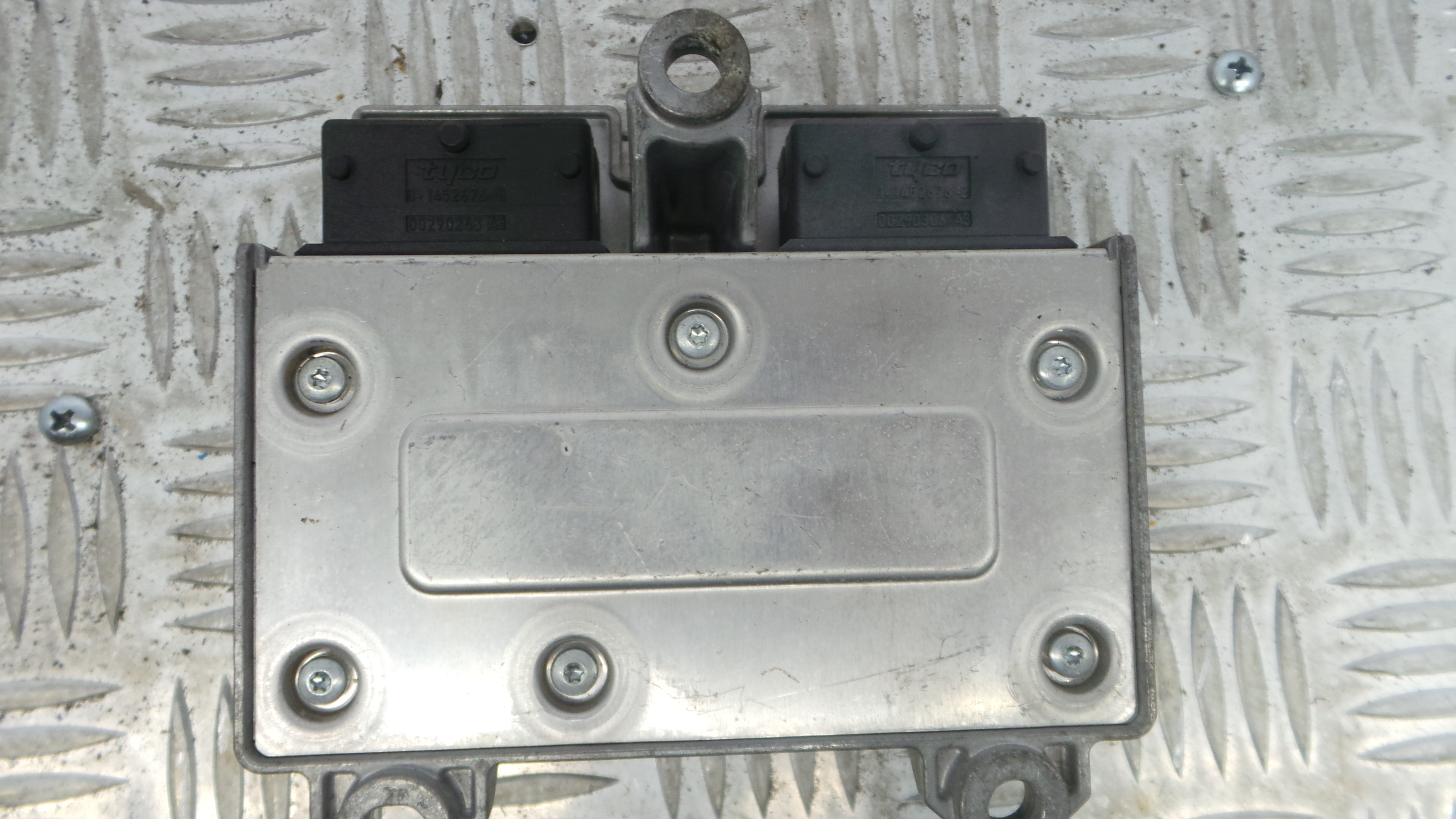 Centralina de Airbags 13181977 - OPEL ASTRA H (A04)-33150737