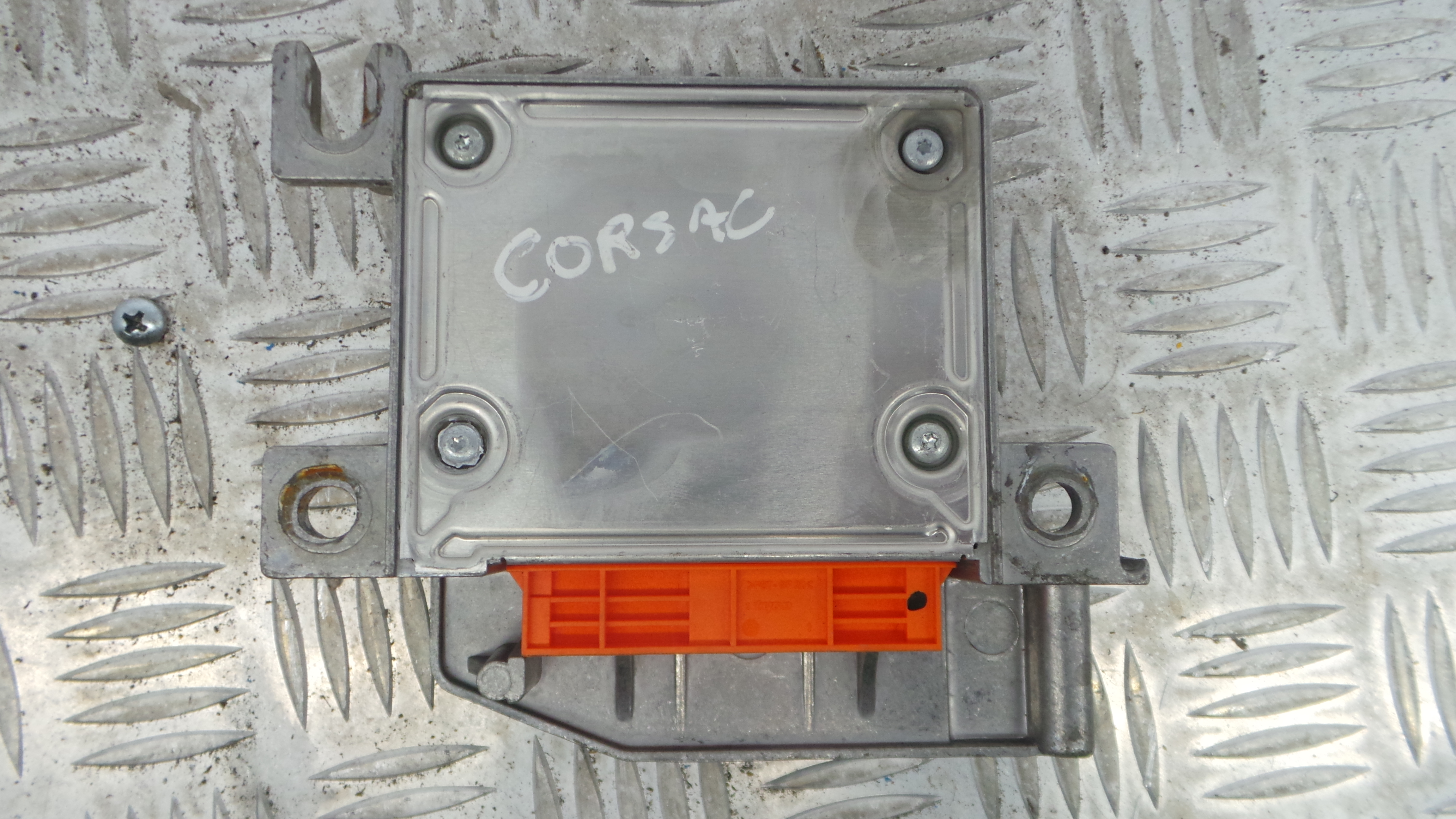 Centralina de Airbags 24439952 - OPEL CORSA C (X01)-33151899 Centralina de Airbags 24439952 - OPEL CORSA C (X01)-33151899