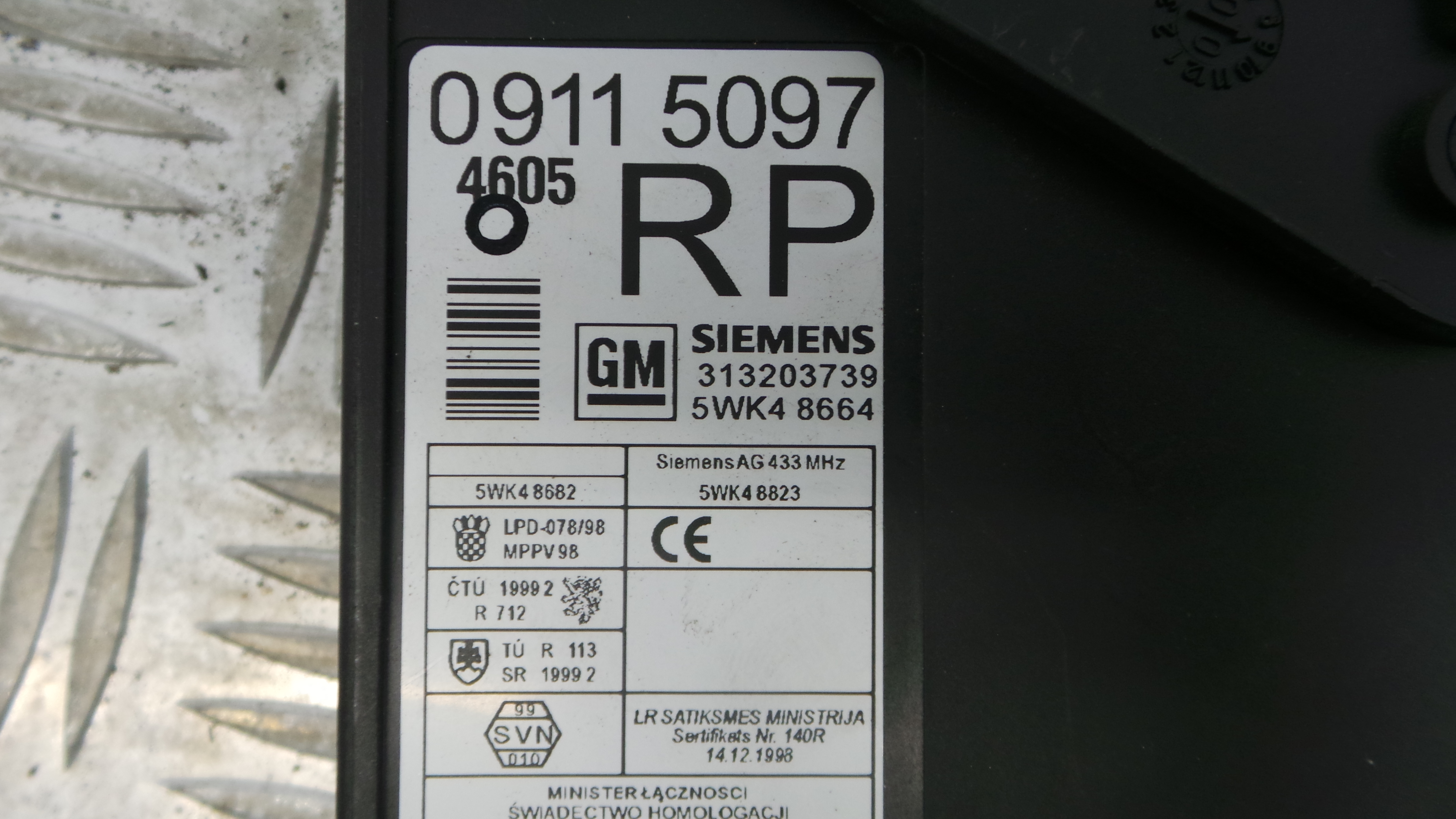 Modulo Electrónico 09115097 - OPEL CORSA C (X01)-33151915