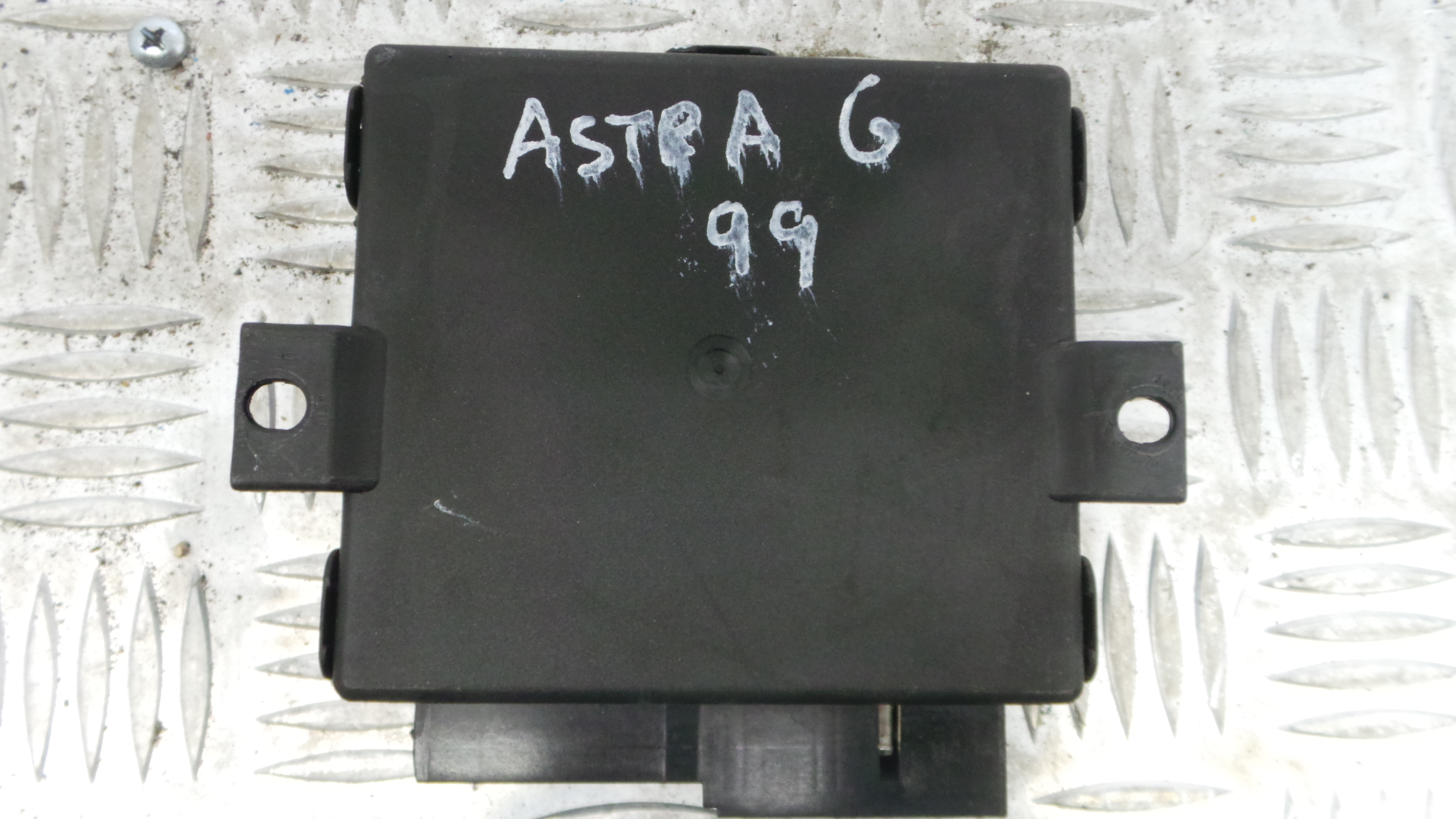 Centralina do Fecho Central 90560112 - OPEL ASTRA G Hatchback (T98)-33151938