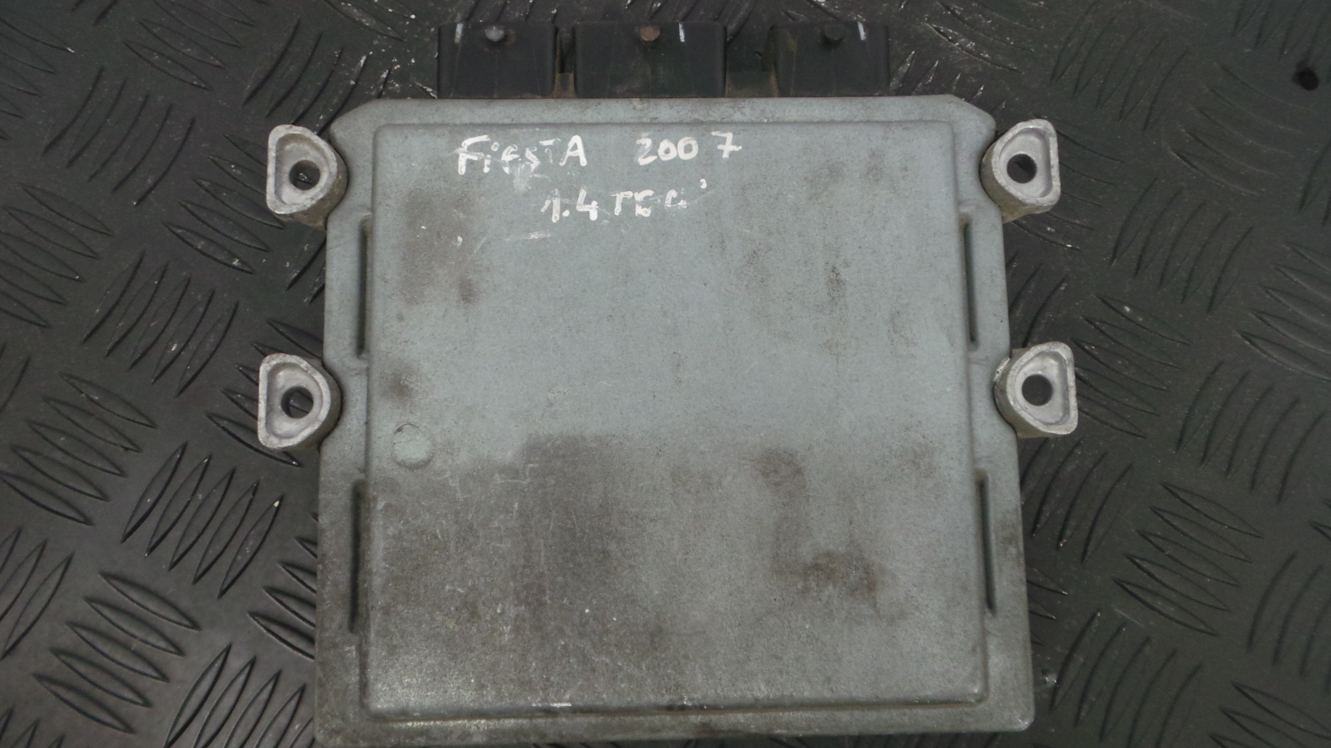 Centralina do Motor 7S61-12A650-EA - FORD FIESTA V (JH_, JD_)-33151967 Centralina do Motor 7S61-12A650-EA - FORD FIESTA V (JH_, JD_)-33151967