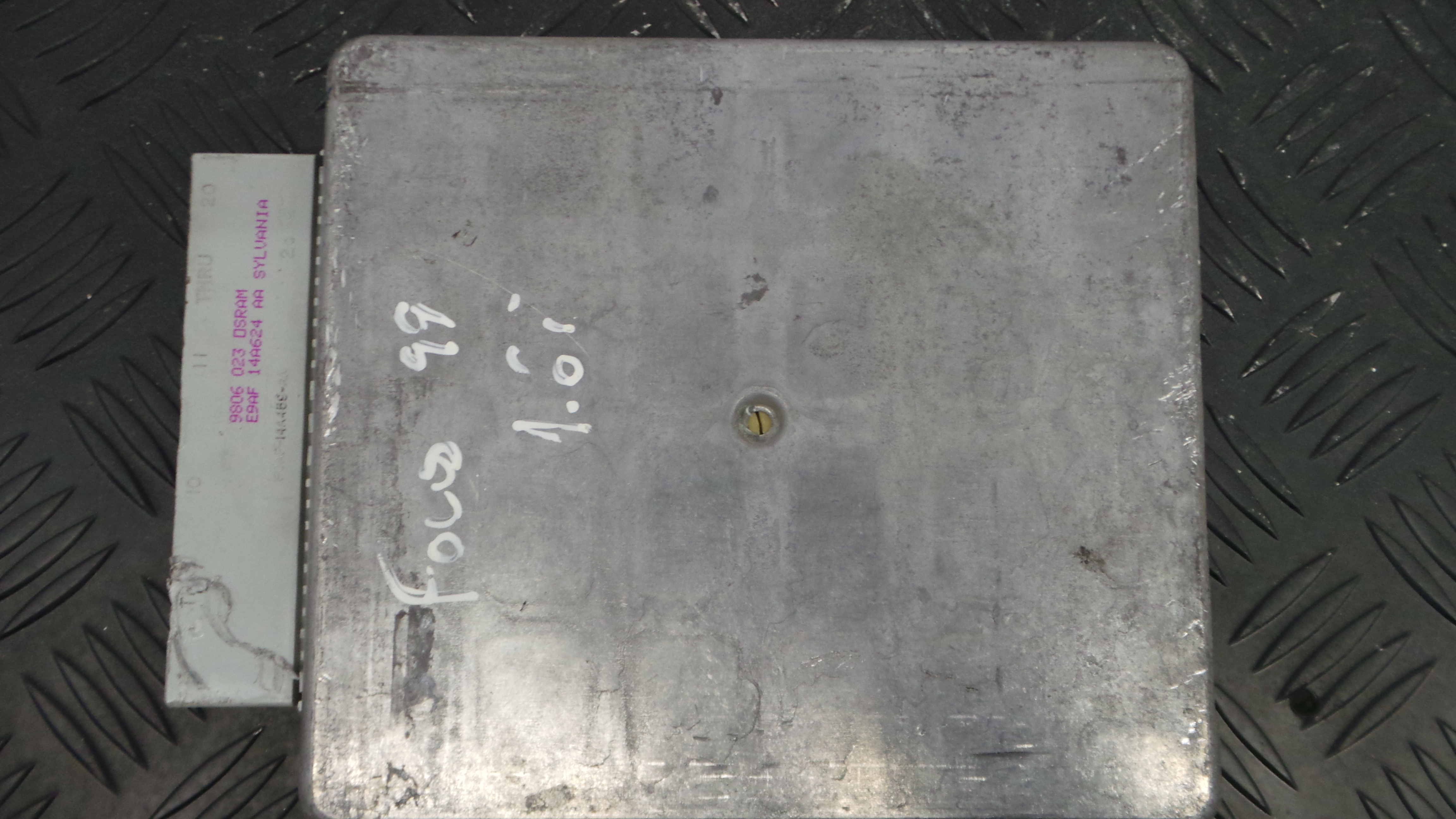 Centralina do Motor 98AB-12A650-CDG - FORD FOCUS I Caixa/Combi (DNW)-33152010