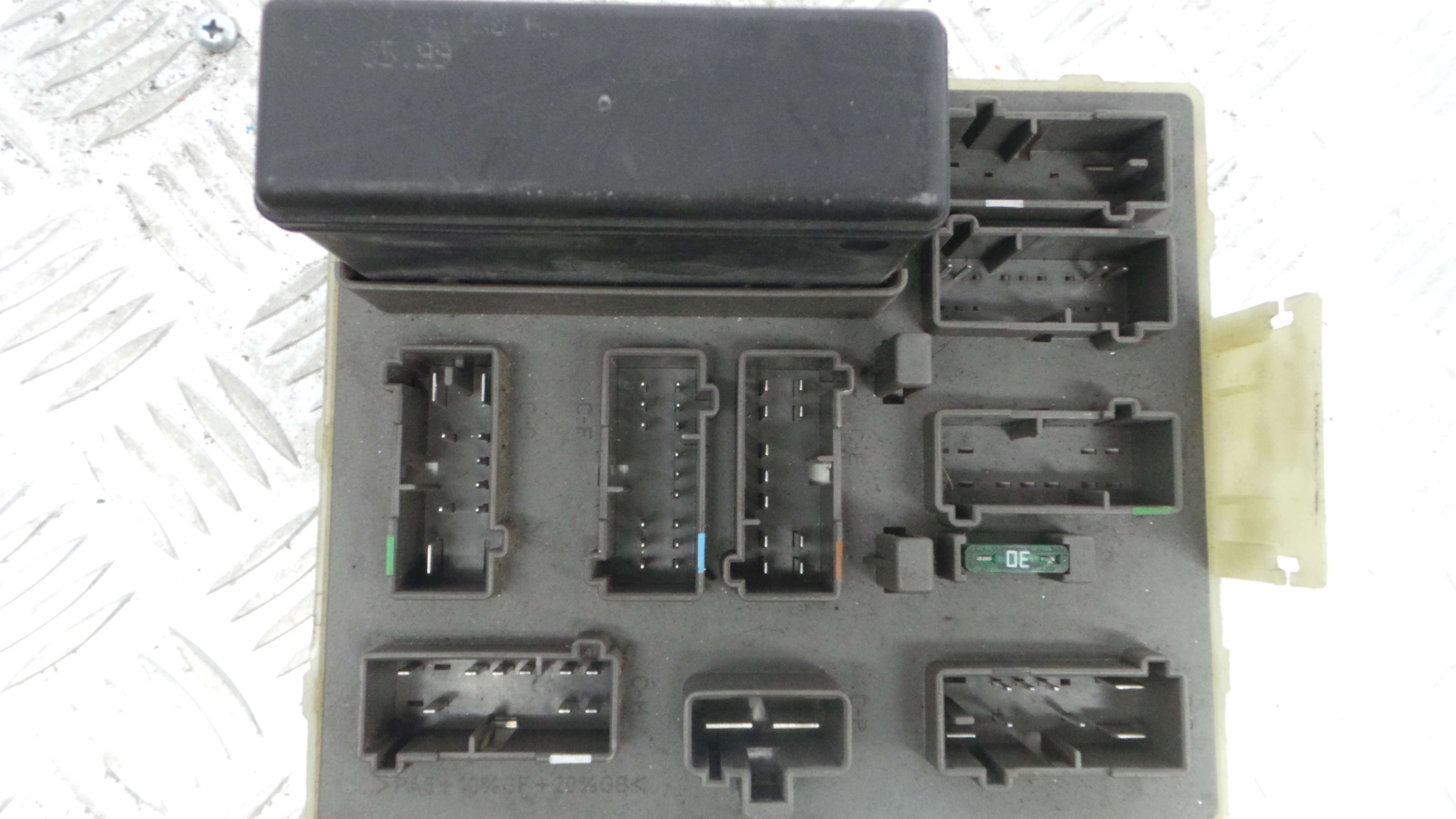 Caixa dos Fusíveis / BSI / UCH / SAM 98AG14A073AG - FORD FOCUS I (DAW, DBW)-33152059 Caixa dos Fusíveis / BSI / UCH / SAM 98AG14A073AG - FORD FOCUS I (DAW, DBW)-33152059