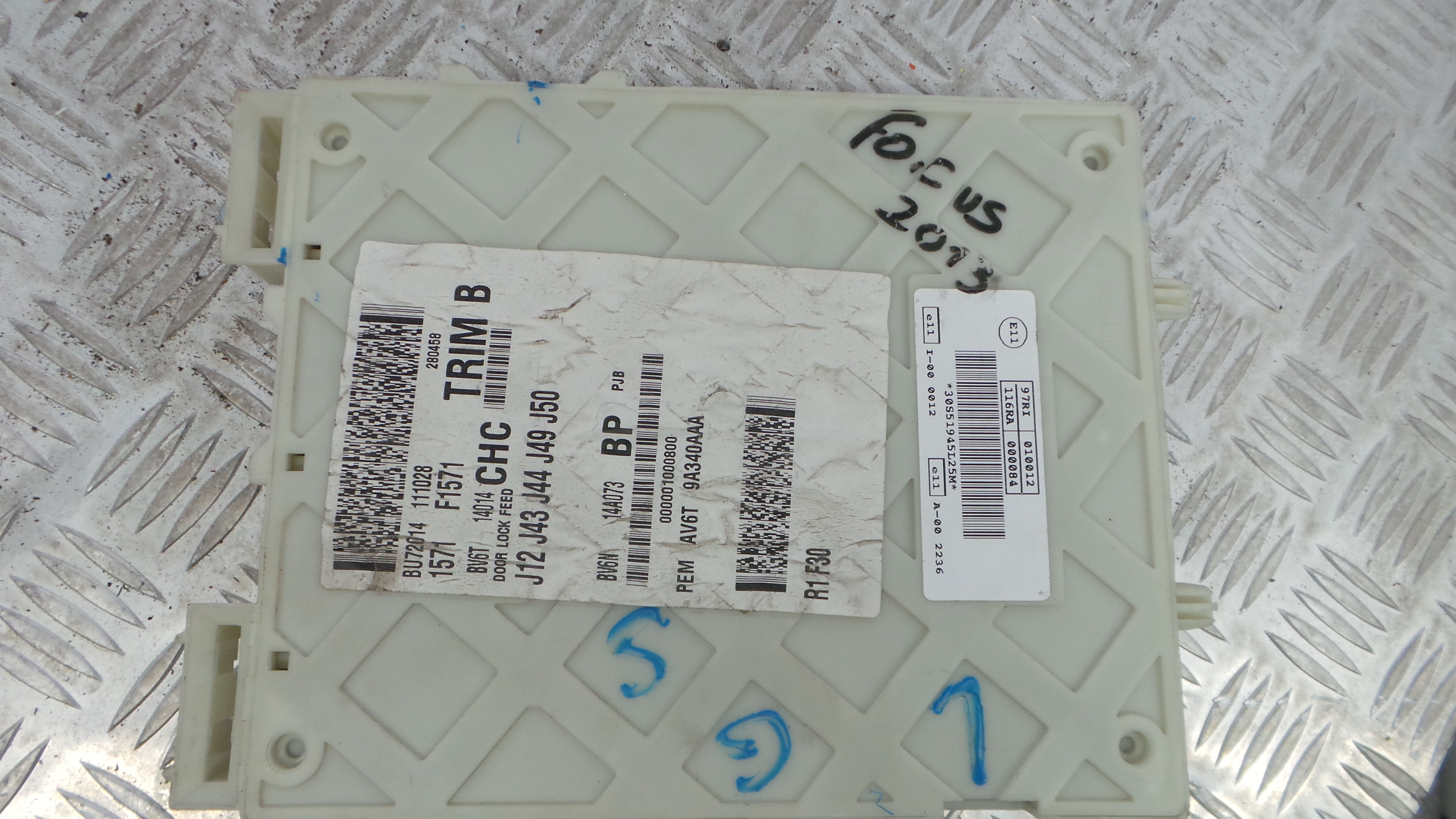 Caixa dos Fusíveis / BSI / UCH / SAM BV6N-14A073-BP - FORD FOCUS III-33152062