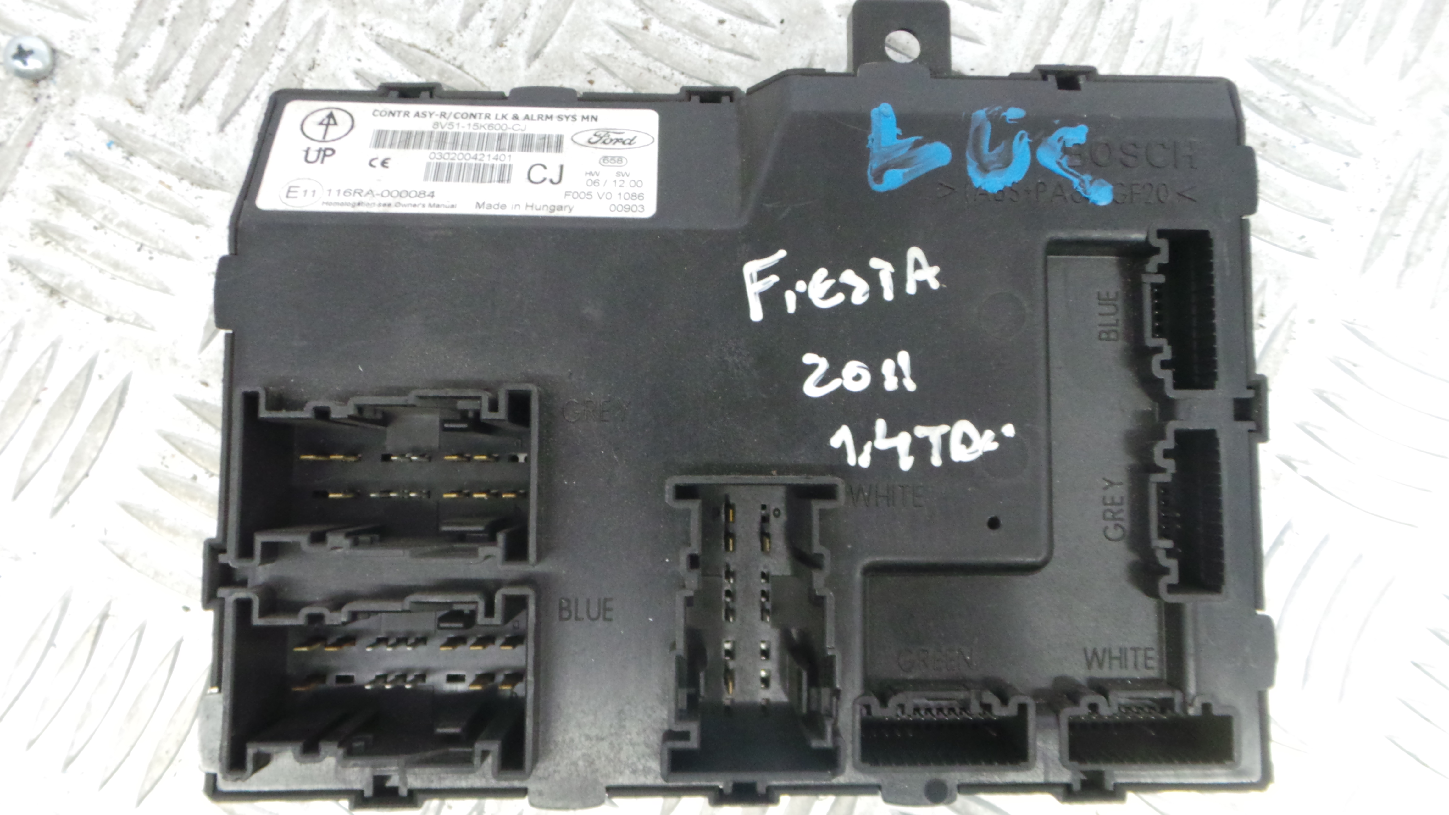 Centralina do Fecho Central 8V51-15K600-CJ - FORD FIESTA VI (CB1, CCN)-33152074