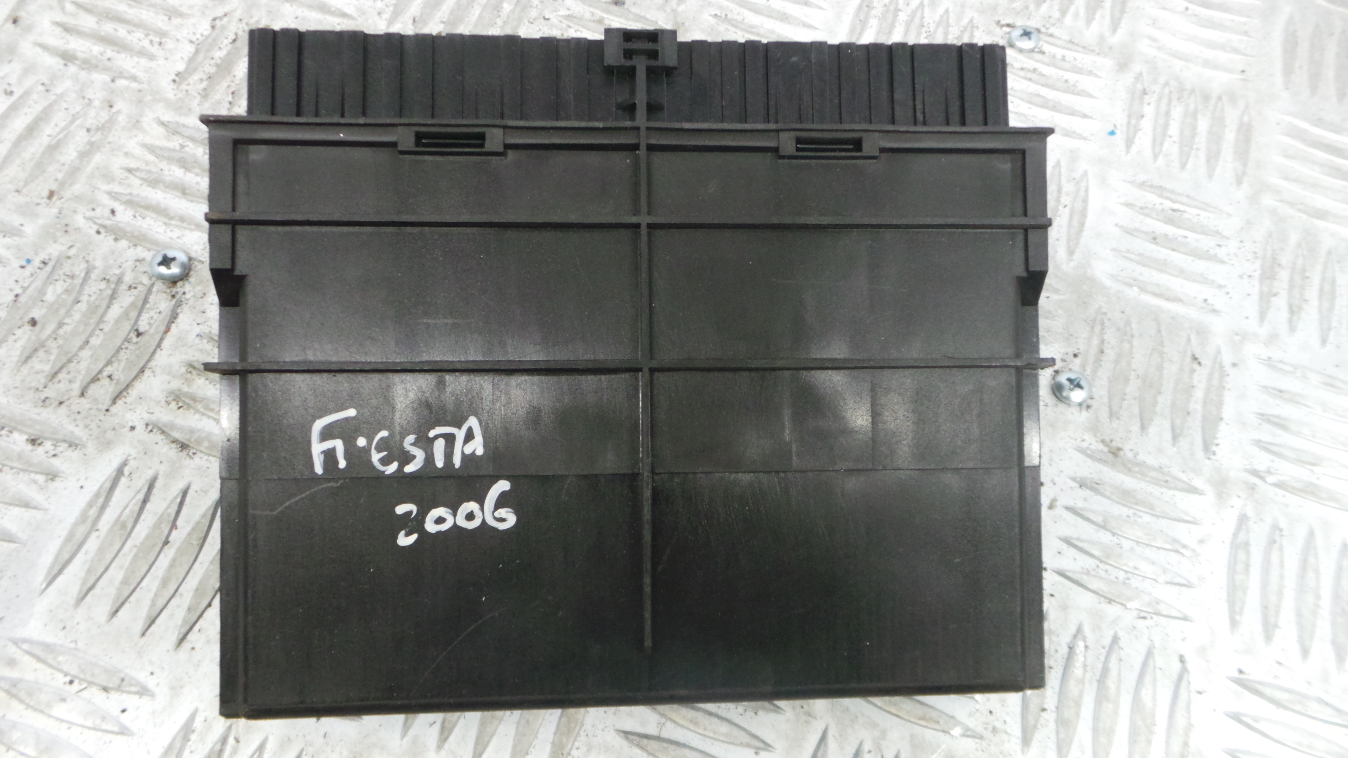 Centralina do Fecho Central 6S6T-15K600-BH - FORD FIESTA V (JH_, JD_)-33152082 Centralina do Fecho Central 6S6T-15K600-BH - FORD FIESTA V (JH_, JD_)-33152082