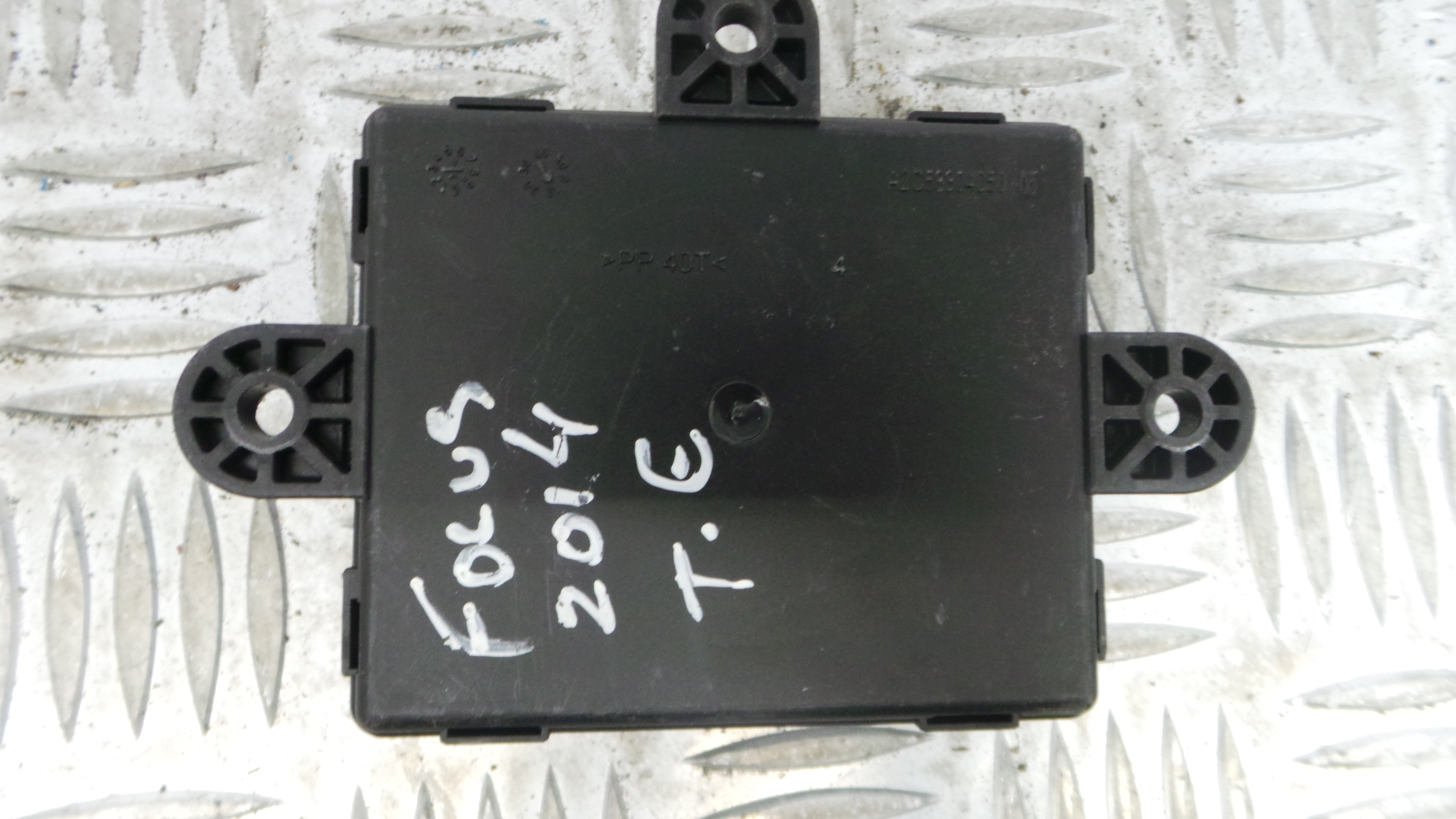 Modulo Electrónico BV6N-14B532-AJ - FORD FOCUS III-33152154 Modulo Electrónico BV6N-14B532-AJ - FORD FOCUS III-33152154