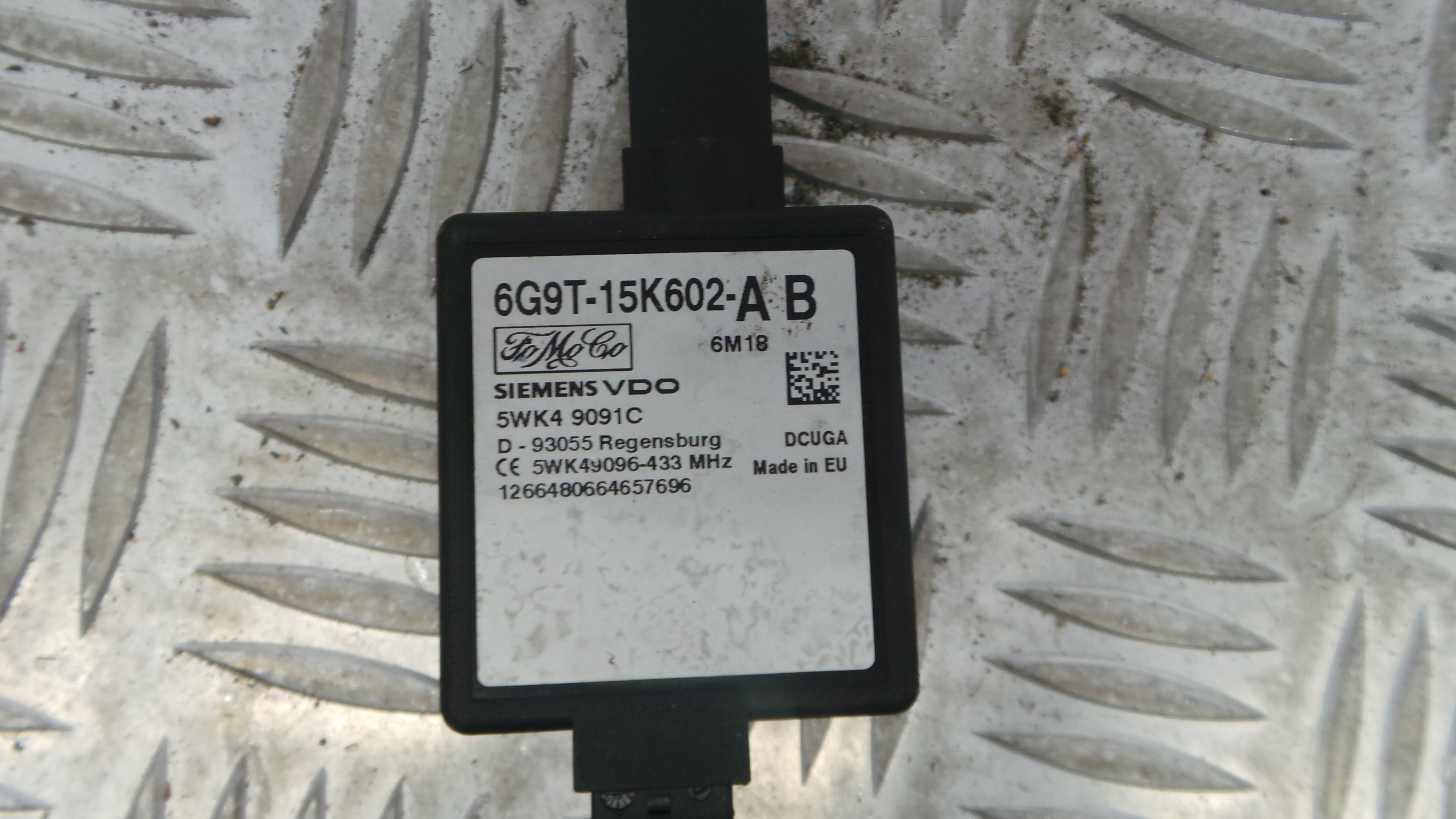 Adaptador Antena 6G9T-15K602-AB - FORD S-MAX (WA6)-33152182