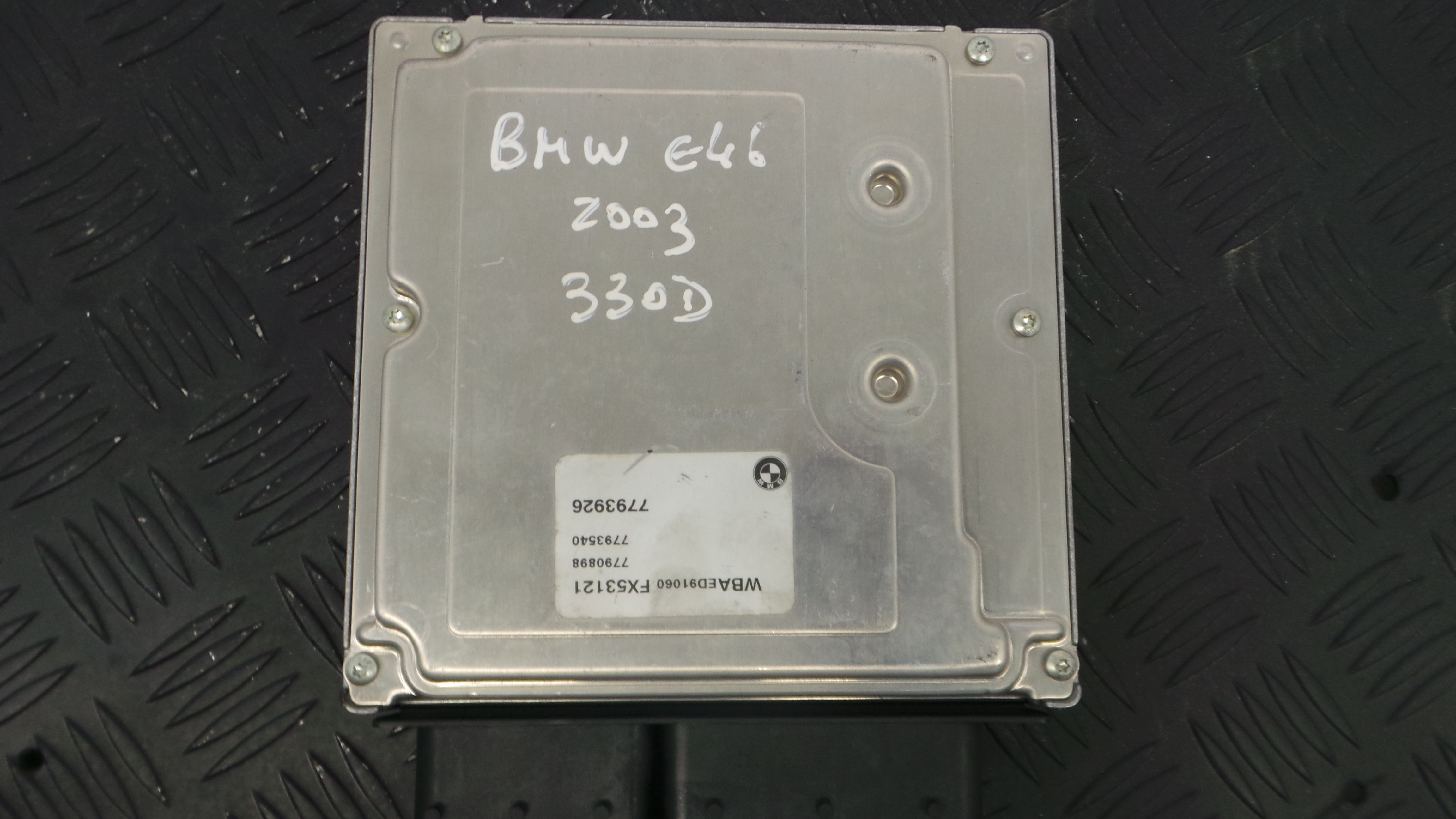 Centralina do Motor 7793540 - BMW 3 (E46)-33152204 Centralina do Motor 7793540 - BMW 3 (E46)-33152204