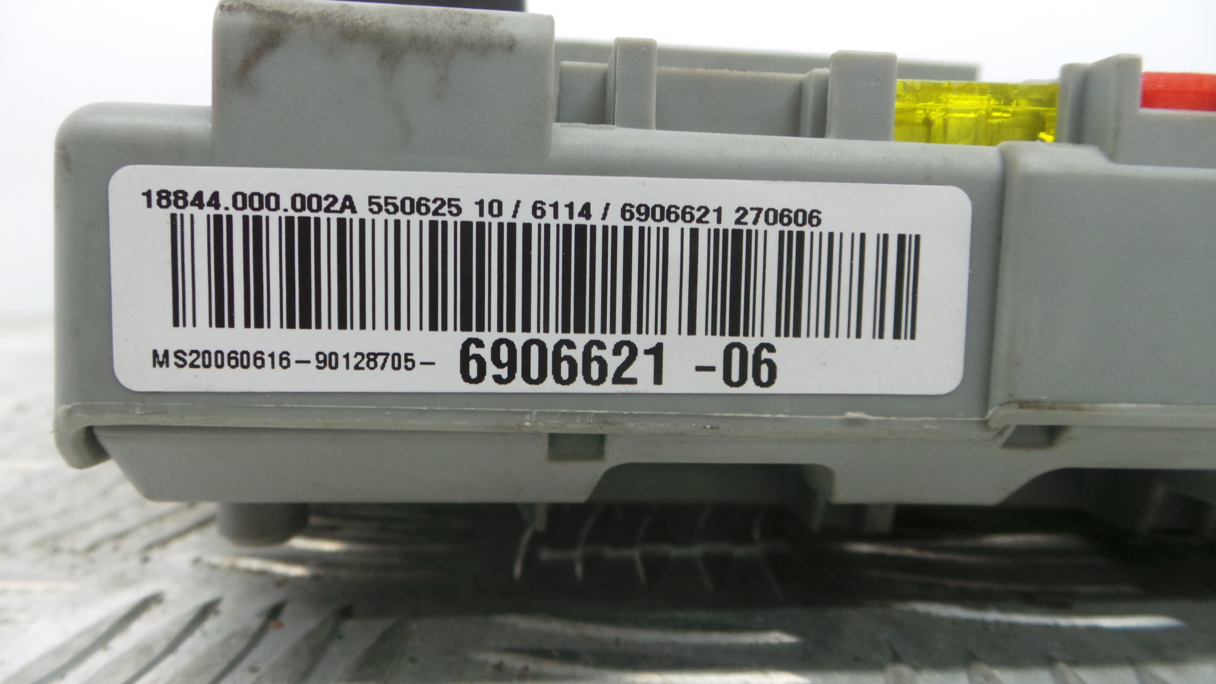 Caixa dos Fusíveis / BSI / UCH / SAM 6906621-06 - BMW 1 (E87)-33152244