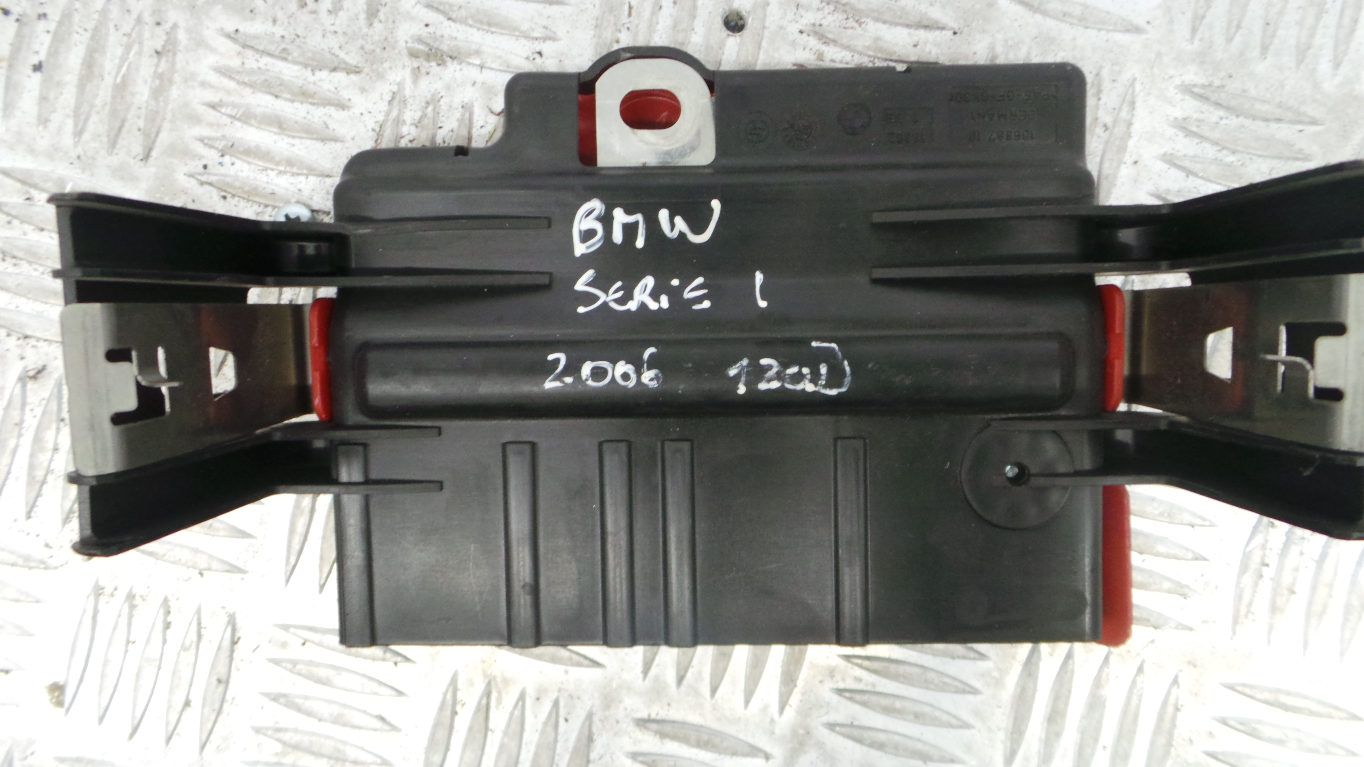 Caixa dos Fusíveis / BSI / UCH / SAM 6936653-08 - BMW 1 (E87)-33152260