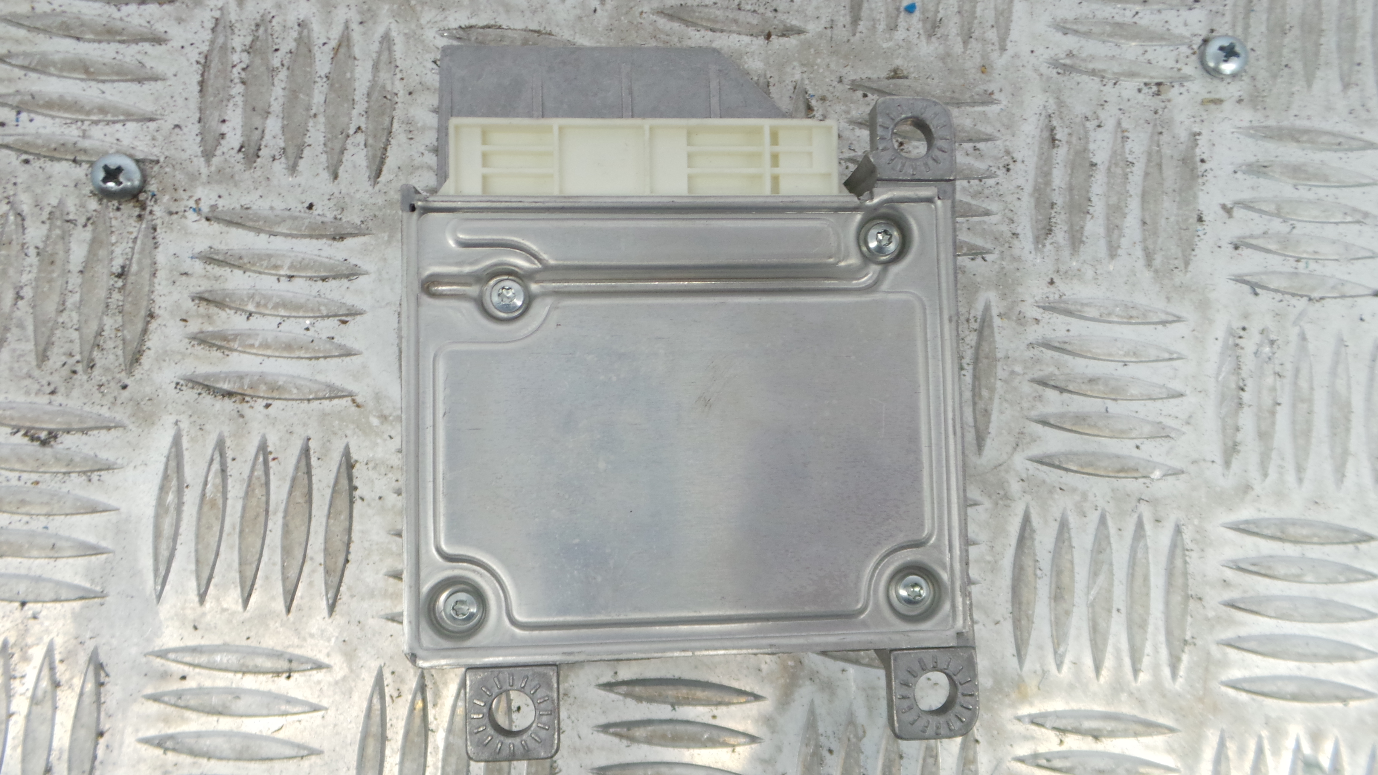 Centralina de Airbags 65.77-8372521 - BMW 1 (E87)-33158545 Centralina de Airbags 65.77-8372521 - BMW 1 (E87)-33158545